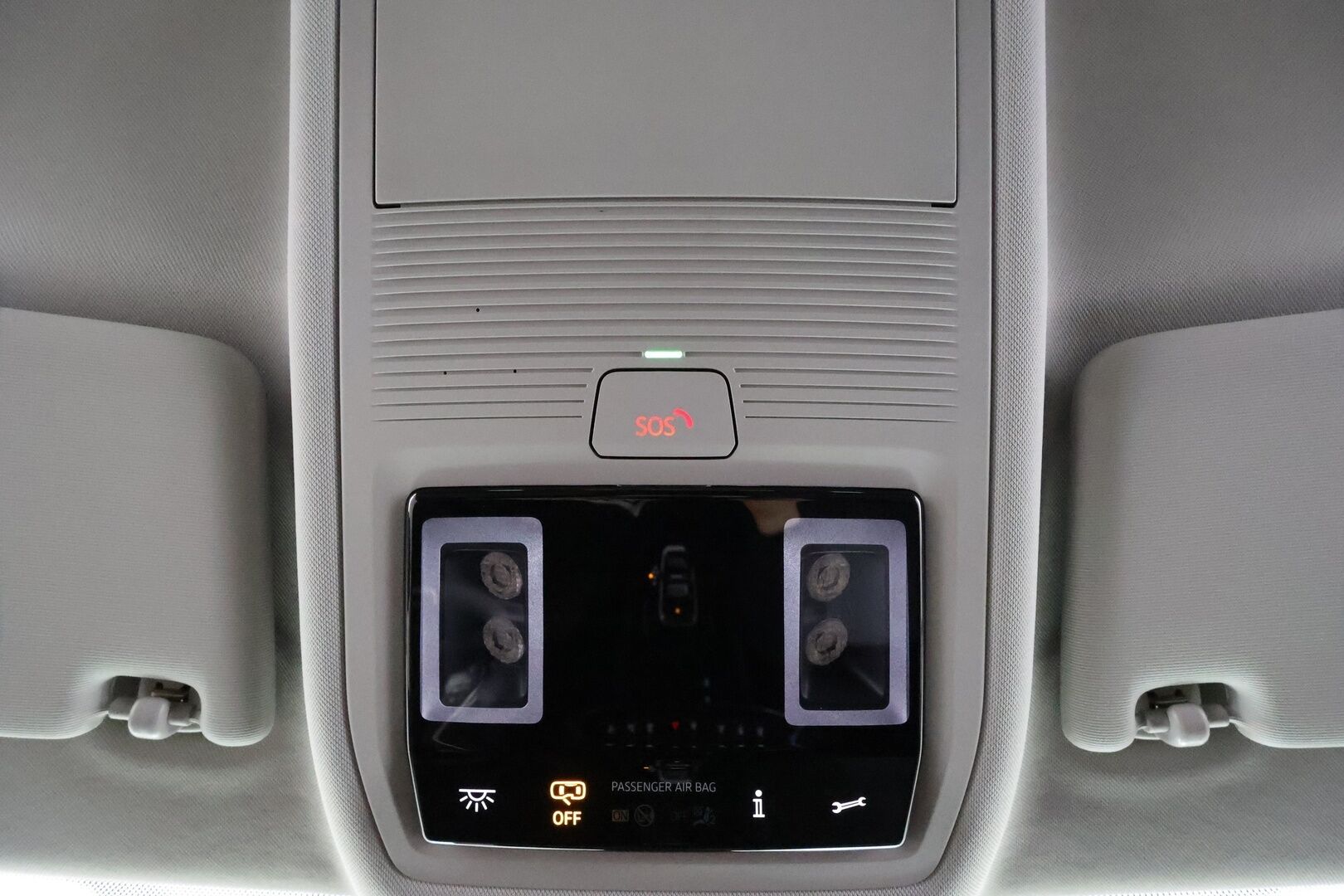 SKODA OCTAVIA 2025 Combi 2.0 TDI 150 Tour DSG * Webasto / Koukku / ACC / Matrix-LED / 360 / Muistipenkit / Navi / Keyless * - Merkkihuollettu