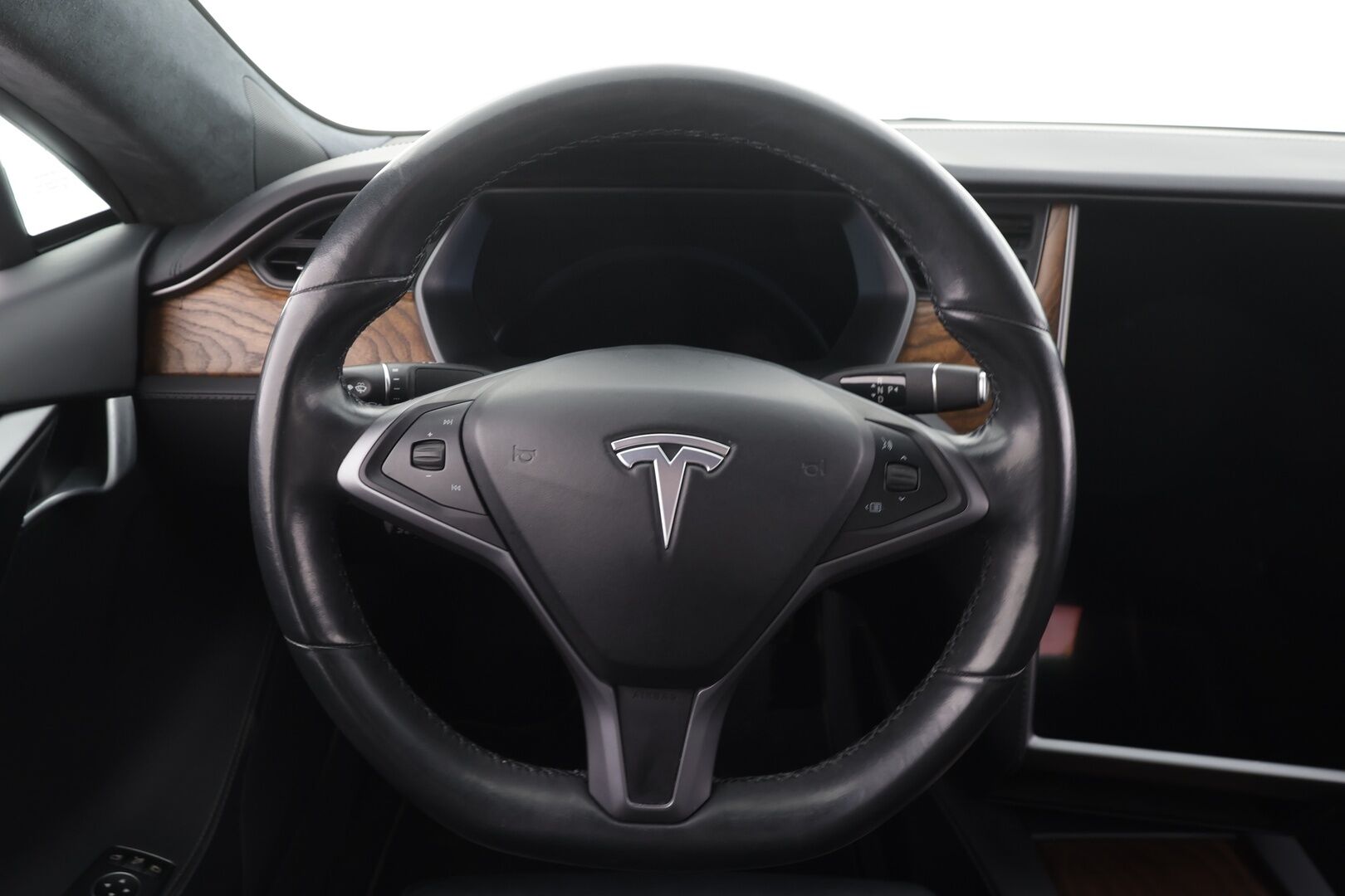 TESLA MODEL S 2020 Long Range AWD * Lasikatto / ACC / LED / P.kamera / Muistipenkki / Premium Audio / Navi / Keyless * - Ilma-alusta / 2x Latauskaapelit - HULLUT AVAJAISHULINAT KORKOTARJOUS 3,29 %