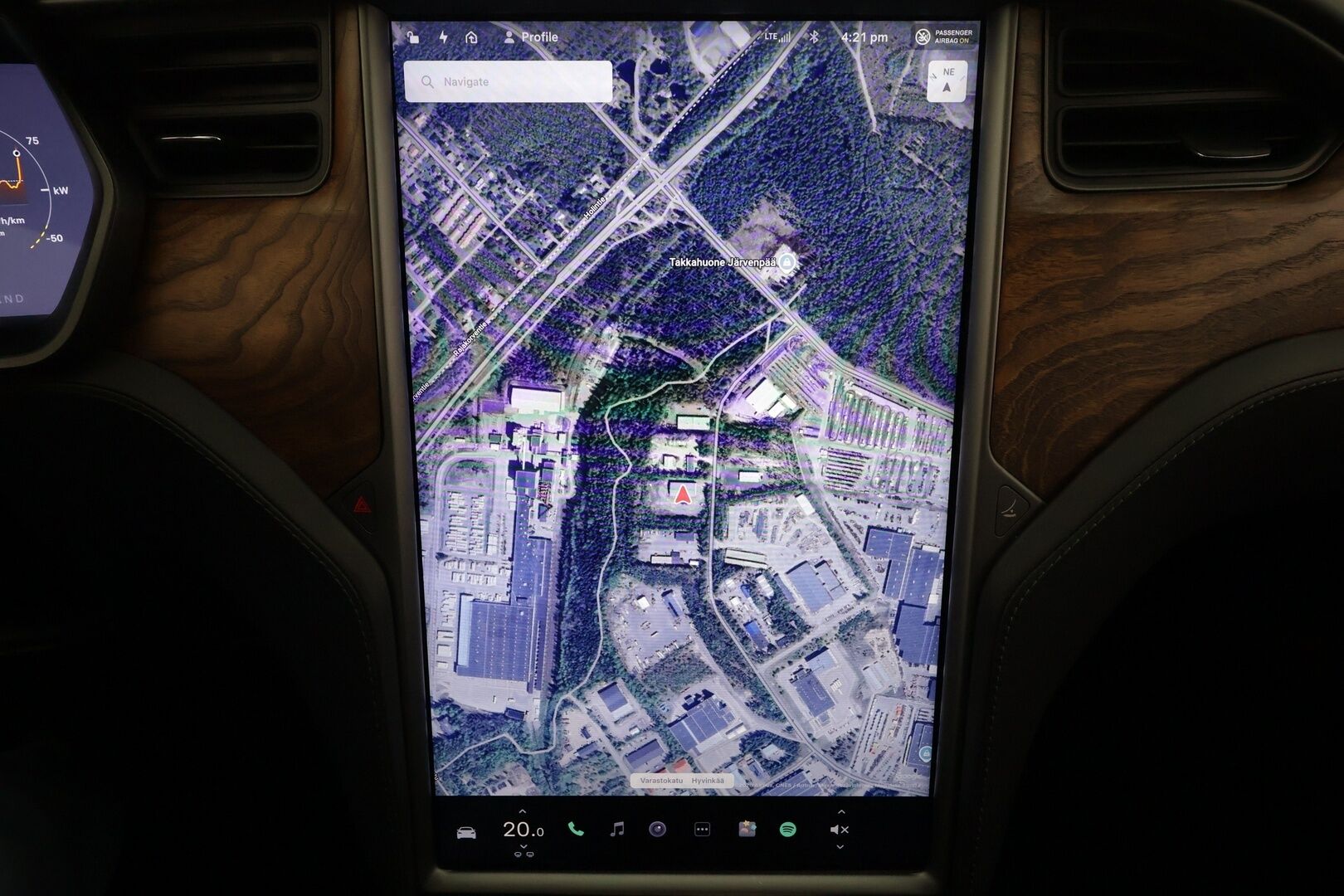 TESLA MODEL S 2020 Long Range AWD * Lasikatto / ACC / LED / P.kamera / Muistipenkki / Premium Audio / Navi / Keyless * - Ilma-alusta / 2x Latauskaapelit - HULLUT AVAJAISHULINAT KORKOTARJOUS 3,29 %