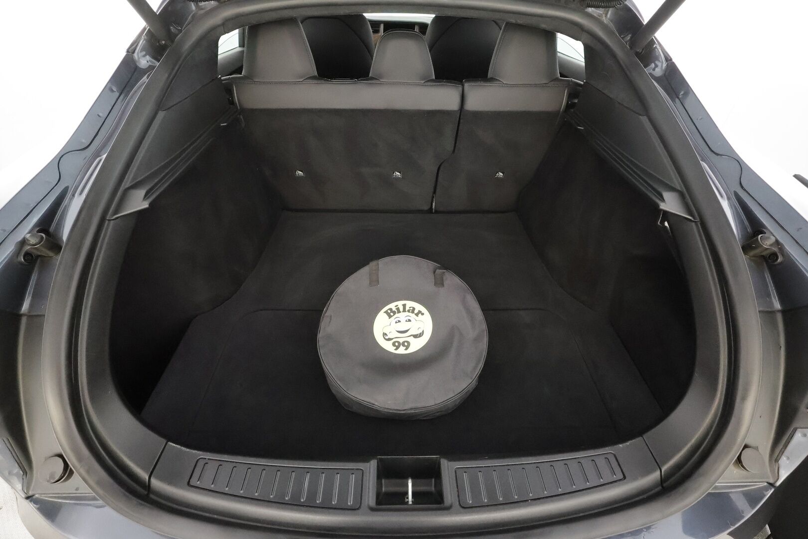 TESLA MODEL S 2020 Long Range AWD * Lasikatto / ACC / LED / P.kamera / Muistipenkki / Premium Audio / Navi / Keyless * - Ilma-alusta / 2x Latauskaapelit - HULLUT AVAJAISHULINAT KORKOTARJOUS 3,29 %