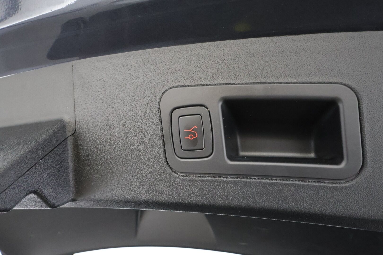 TESLA MODEL S 2020 Long Range AWD * Lasikatto / ACC / LED / P.kamera / Muistipenkki / Premium Audio / Navi / Keyless * - Ilma-alusta / 2x Latauskaapelit - HULLUT AVAJAISHULINAT KORKOTARJOUS 3,29 %