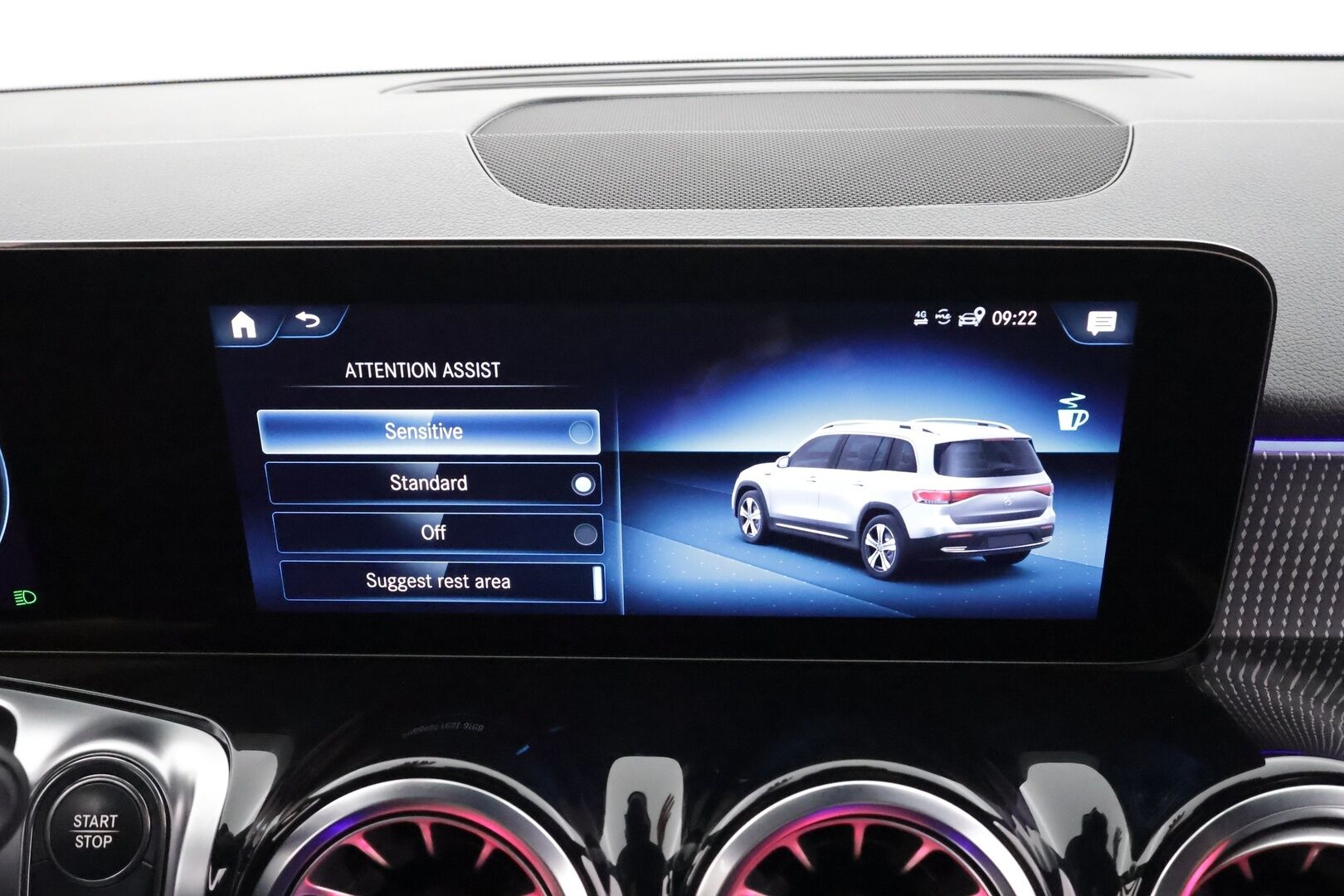 MERCEDES-BENZ EQB 2023 300 4MATIC Business - Widescreen | Distronic | LED | P.kamera | Sportpenkki | Navi | Kaistavahti | Katveavustin
