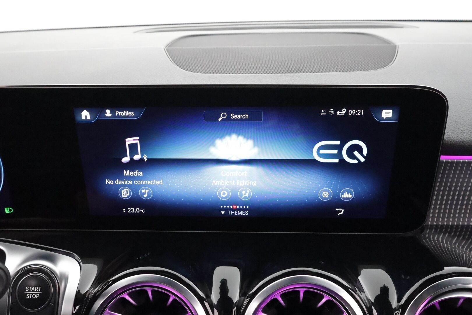 MERCEDES-BENZ EQB 2023 300 4MATIC Business - Widescreen | Distronic | LED | P.kamera | Sportpenkki | Navi | Kaistavahti | Katveavustin