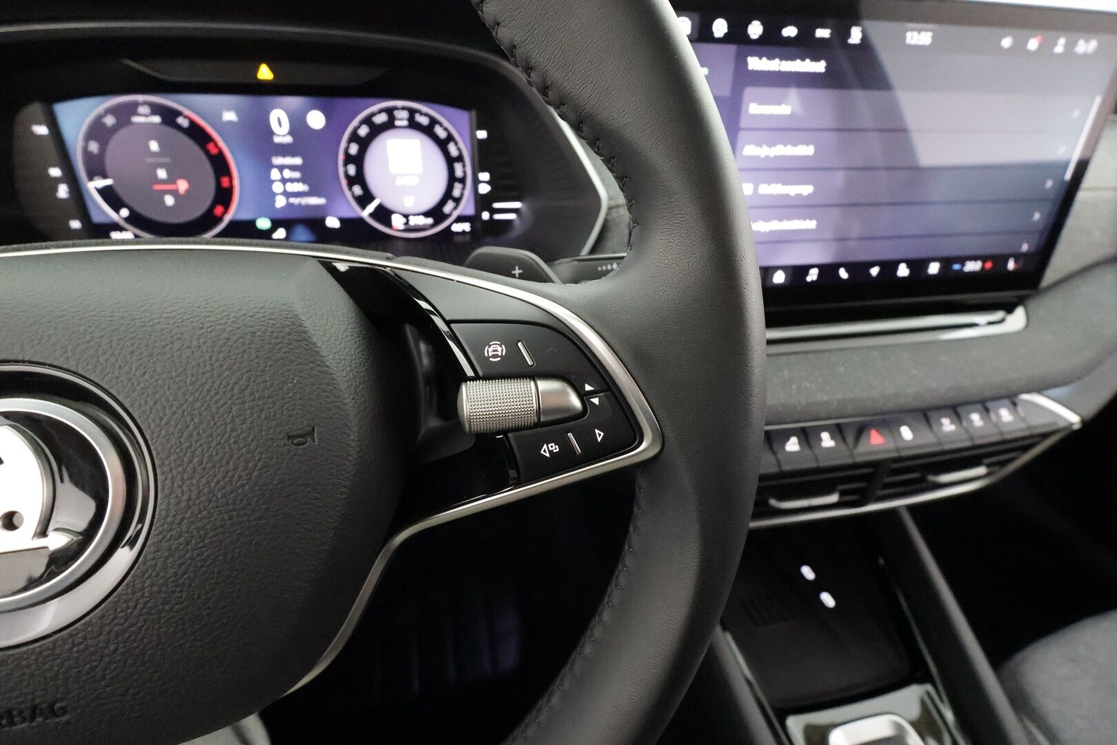 SKODA OCTAVIA 2025 2.0 TDi 110kW Selection DSG - * ACC | Webasto | HUD | 360-Kamera | Keyless | Matrix-LED *