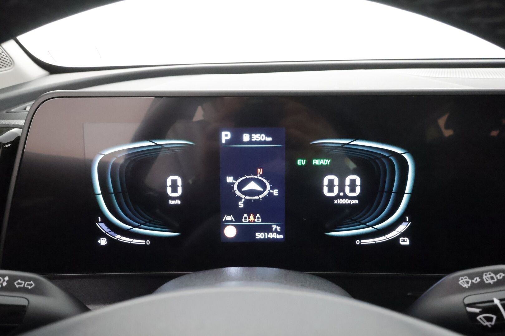 KIA SPORTAGE 2022 1,6 T-GDI AWD Plug-in Hybrid Business Premium AT 265hv * ACC / Lisälämmitin / P.kamera / LED / Sähköpenkit * - Akku kuntotarkastettu SoH 98% / Kahdet Renkaat / Koti & Kauppalaturi