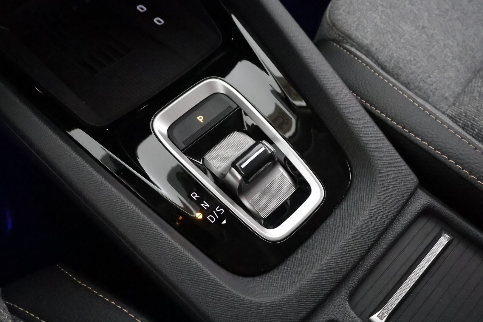 SKODA OCTAVIA 2025 Selection 2.0 TDi 110kW DSG * ACC / Koukku / Webasto / Matrix-LED / 360-kamera / Muistipenkit / Keyless*