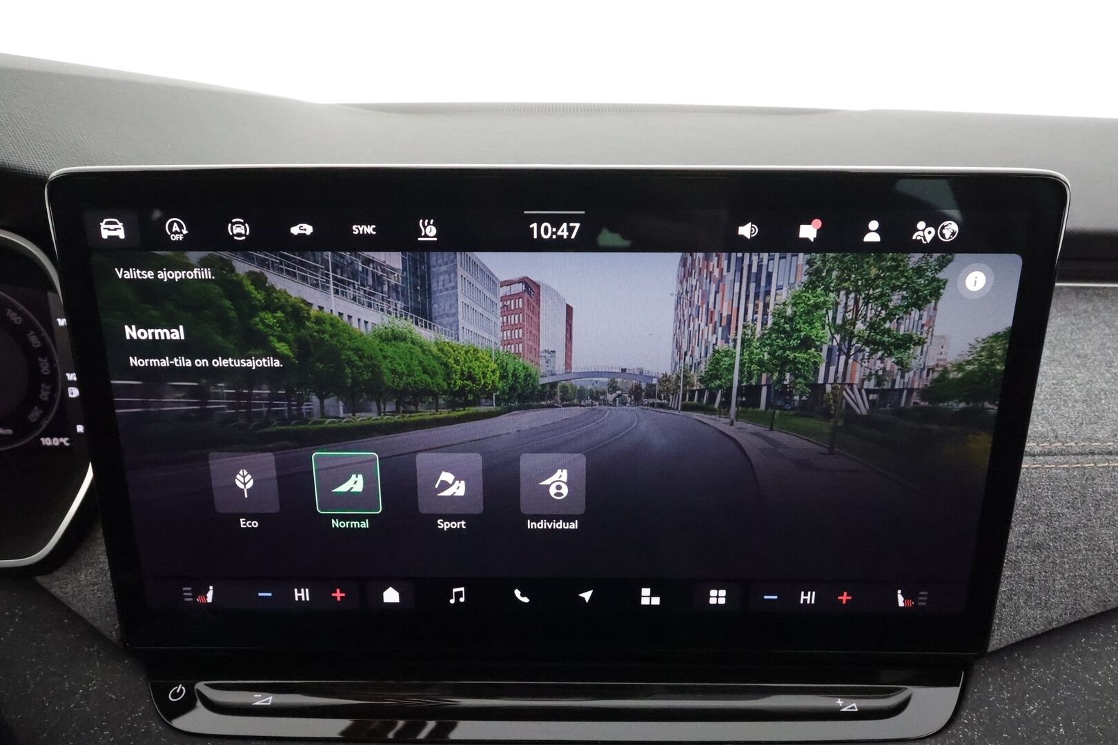 SKODA OCTAVIA 2025 Selection 2.0 TDi 110kW DSG * ACC / Koukku / Webasto / Matrix-LED / 360-kamera / Muistipenkit / Keyless*