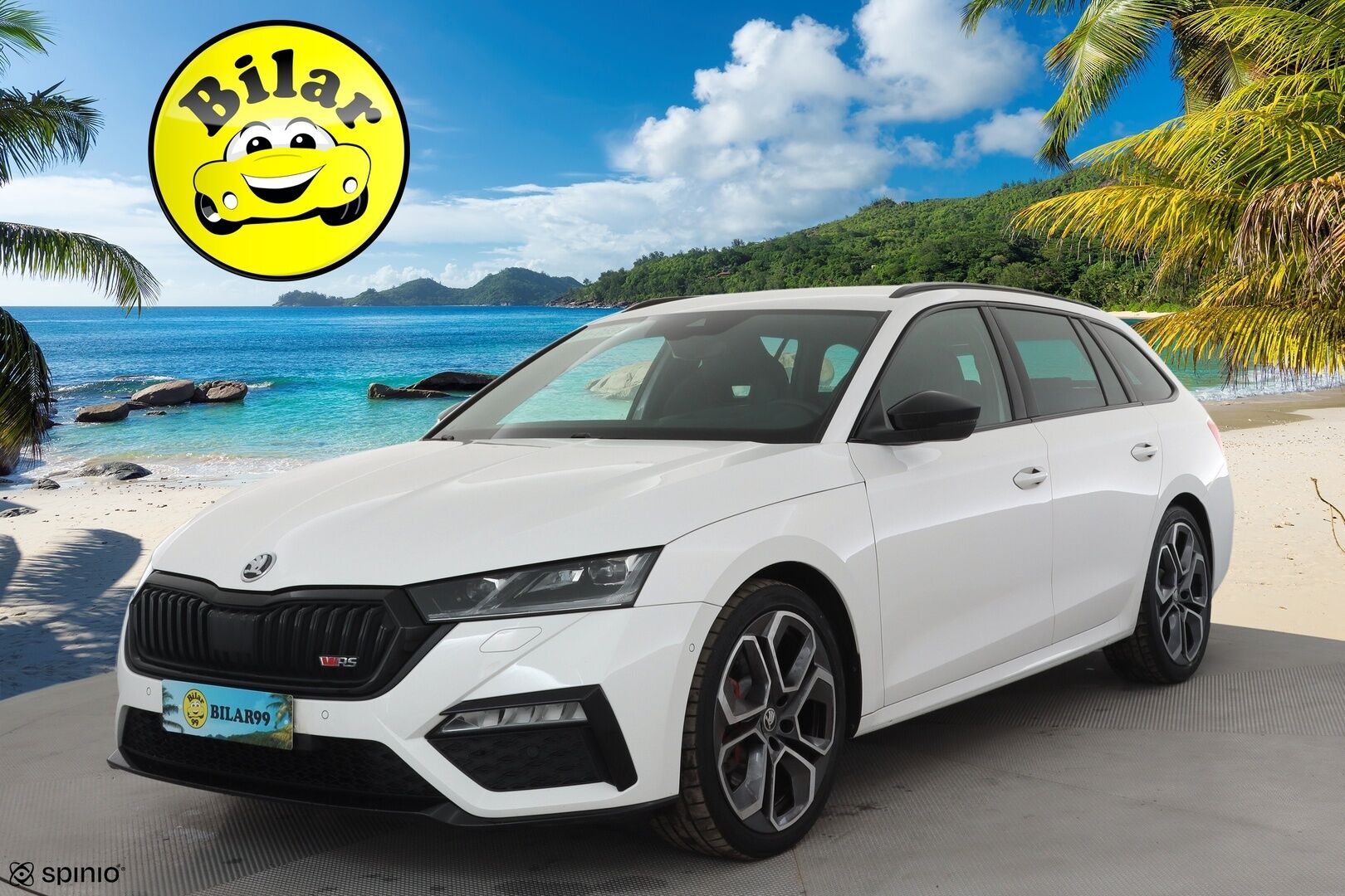SKODA OCTAVIA 2022 RS Combi 2,0 TSI DSG * ACC / HUD / Webasto / Koukku / Matrix LED / Muistipenkit hieronnalla / P.kamera / Keyless * - Kahdet renkaat aluvanteilla