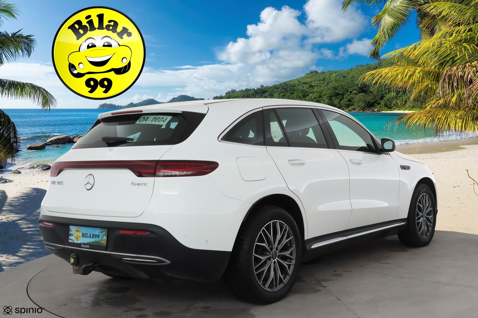 MERCEDES-BENZ EQC 2022 400 4Matic * Distronic+ / Koukku / Multibeam / Midline / Sporttipenkit / Akustiset lasit / Keyless / Navi * - Akku kuntotarkastettu SoH 96,2% / Kahdet renkaat aluvanteilla / Merkkihuollettu