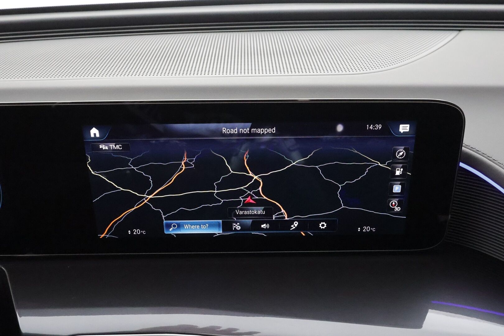 MERCEDES-BENZ EQC 2022 400 4Matic * Distronic+ / Koukku / Multibeam / Midline / Sporttipenkit / Akustiset lasit / Keyless / Navi * - Akku kuntotarkastettu SoH 96,2% / Kahdet renkaat aluvanteilla / Merkkihuollettu