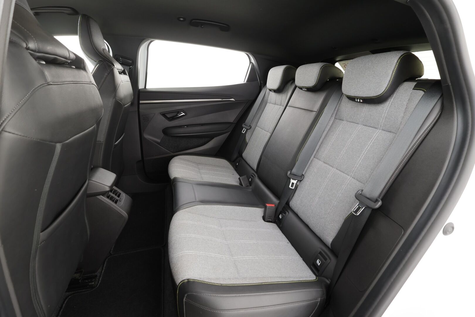 RENAULT MEGANE 2022 Techno 160kW * ACC / ILP / 360° / Puolinahat / Navi / LED / Keyless * - Kahdet renkaat aluvanteilla / Merkkihuollettu - HULLUT AVAJAISHULINAT KORKOTARJOUS 3,29 %