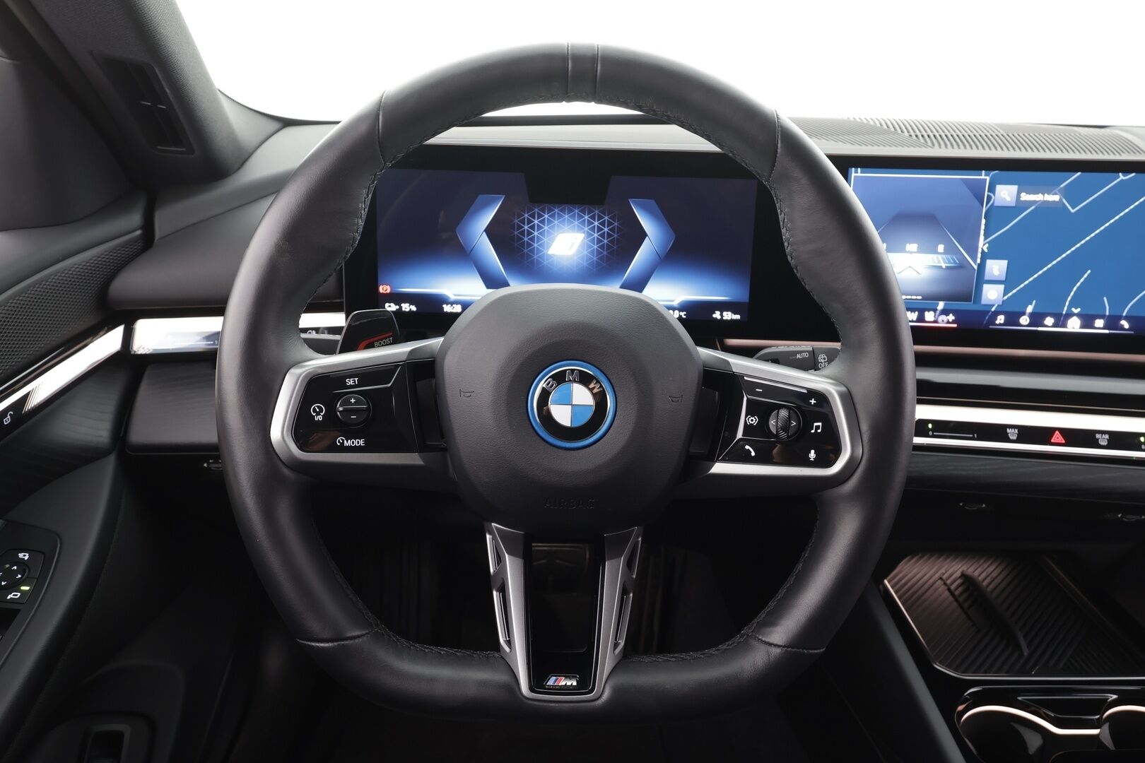 BMW I5 2024 G61 Touring eDrive40 M Sport - | ACC | HUD | Muistipenkit | Adapt.LED  360° | Comfort Access | Navi | Ratinlämmitin |