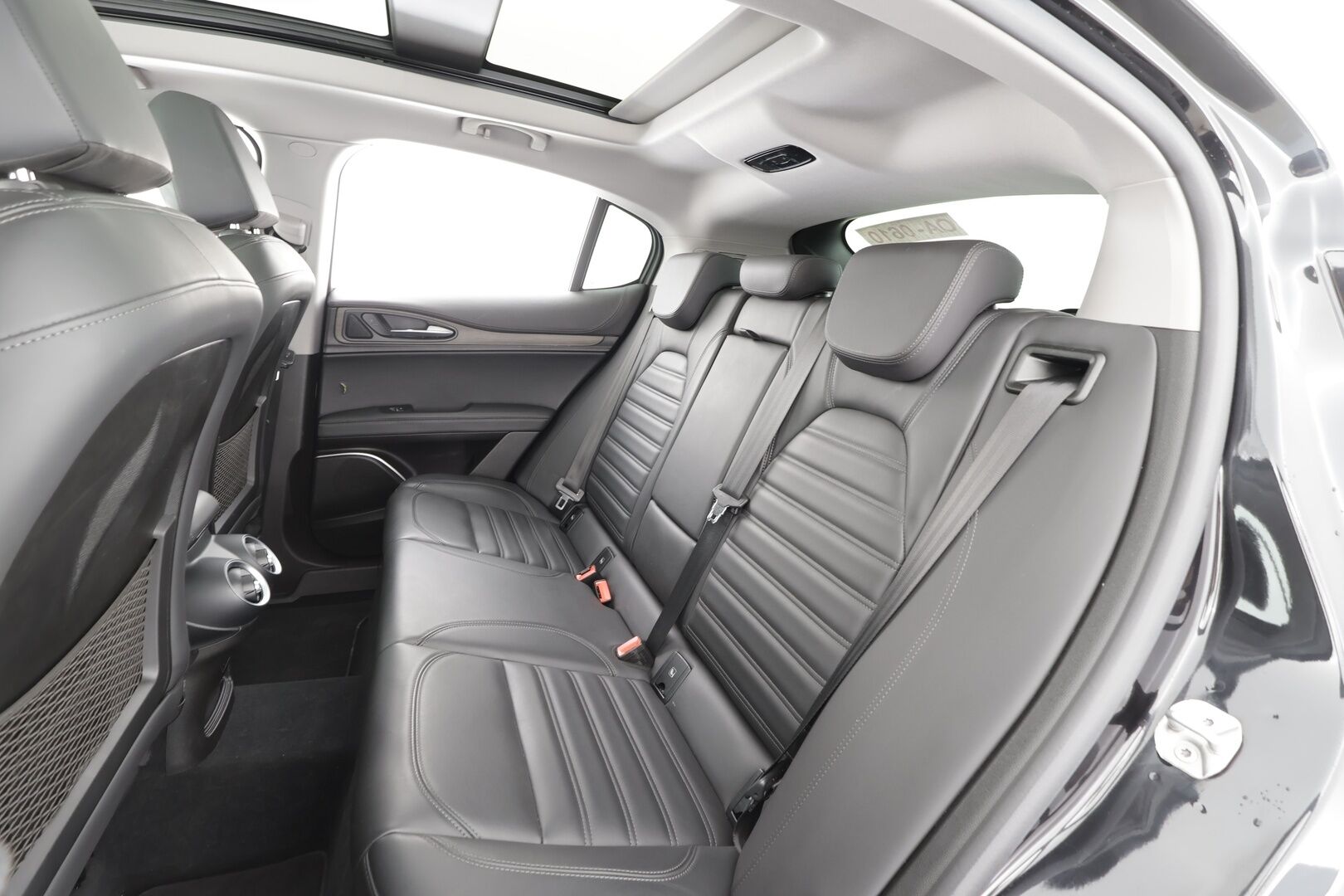 ALFA ROMEO STELVIO 2021 2,2 Diesel 190hp AT8 AWD Ti * H&K / Panorama / ACC / P.Kamera / Xenon / Muistipenkki / Navi / Kaistavahti / Keyless * - Merkkihuollot - HULLUT AVAJAISHULINAT KORKOTARJOUS 3,29 %