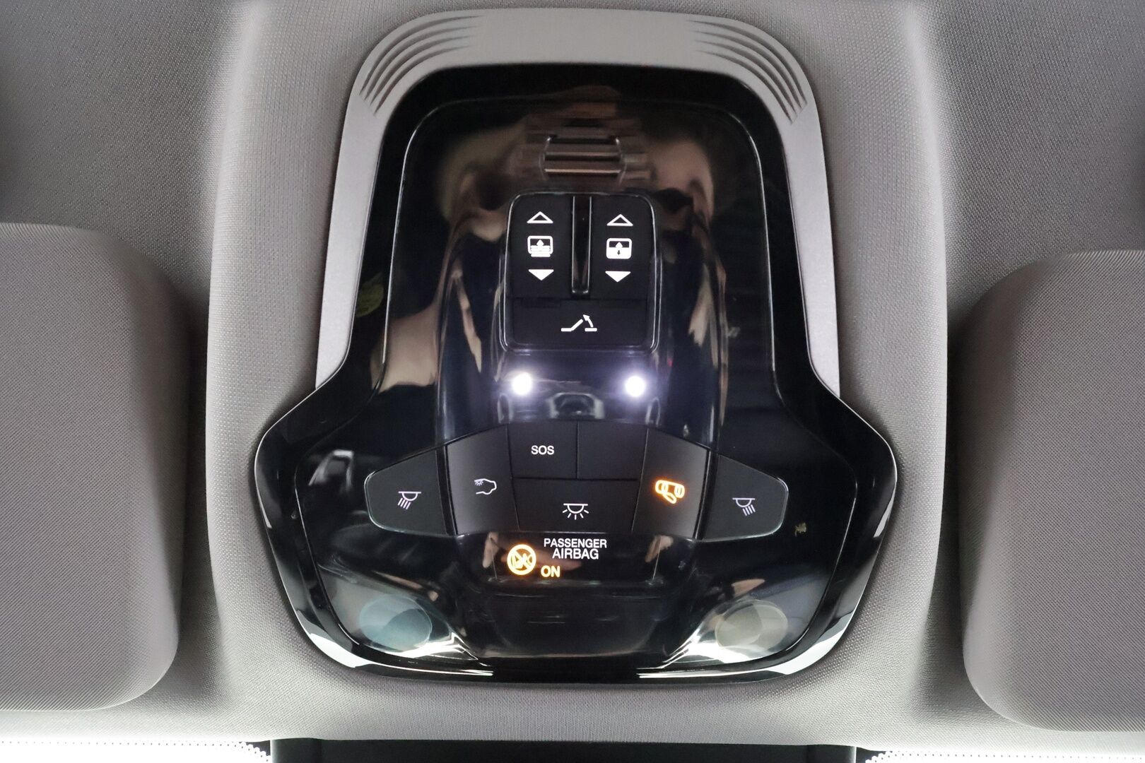 ALFA ROMEO STELVIO 2021 2,2 Diesel 190hp AT8 AWD Ti -  H&K | Panorama | ACC | P.Kamera | Xenon | Muistipenkki | Navi | Kaistavahti | Keyless | Merkkihuollot