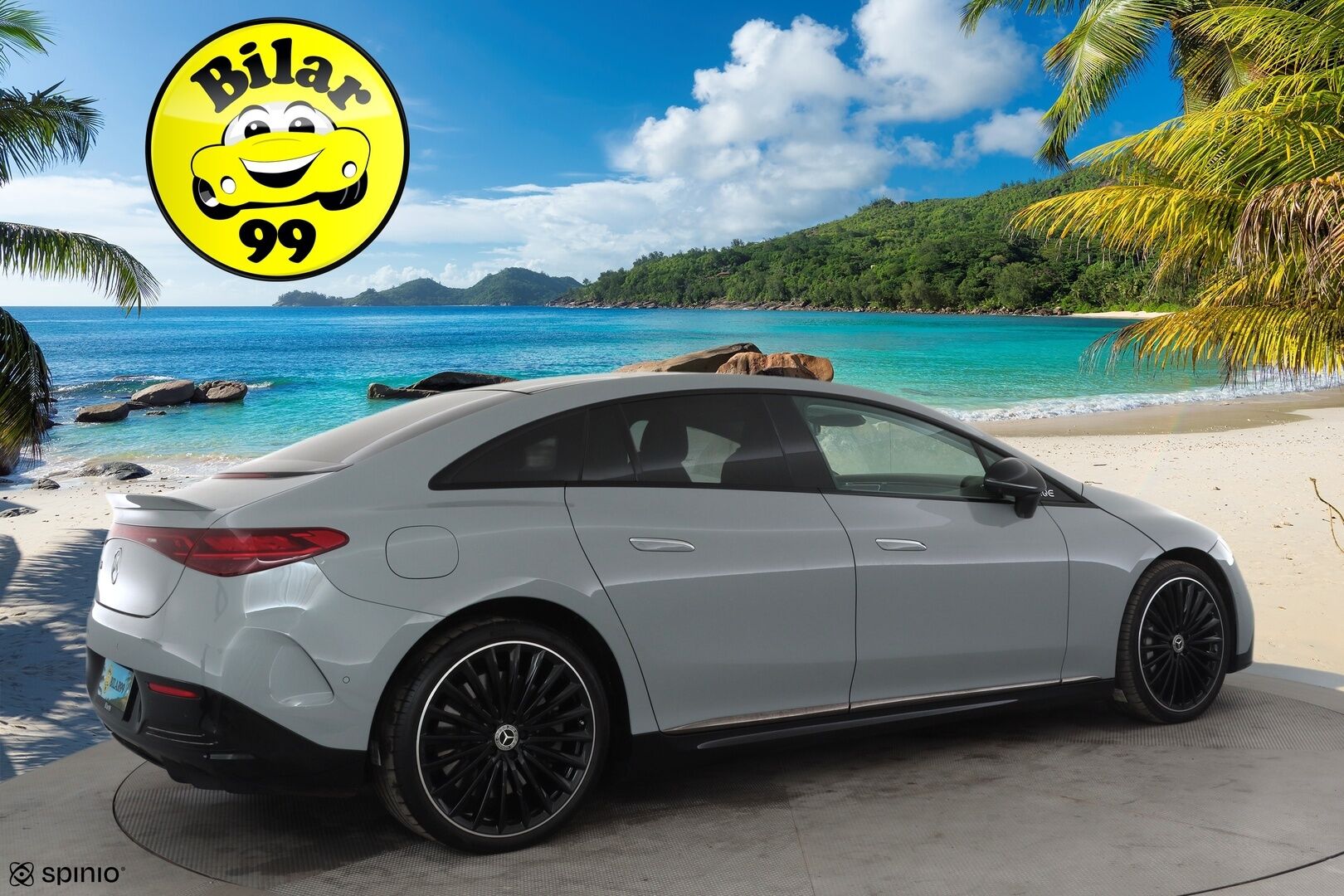 MERCEDES-BENZ EQE 2023 350 AMG-styling * Distronic+ / HUD / Burmester / Panorama / Digital Light / 360° / Muistipenkit / Akuston esilämmitys / Airmatic DC * - Kahdet renkaat aluvanteilla / Merkkihuollettu / Supervarusteet - HULLUT AVAJAISHULINAT KORKOTARJOUS 3,29 %