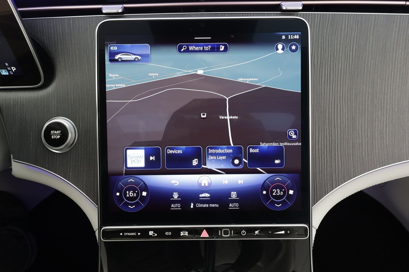 MERCEDES-BENZ EQE 2023 350 AMG-styling * Distronic+ / HUD / Burmester / Panorama / Digital Light / 360° / Muistipenkit / Akuston esilämmitys / Airmatic DC * - Kahdet renkaat aluvanteilla / Merkkihuollettu / Supervarusteet - HULLUT AVAJAISHULINAT KORKOTARJOUS 3,29 %