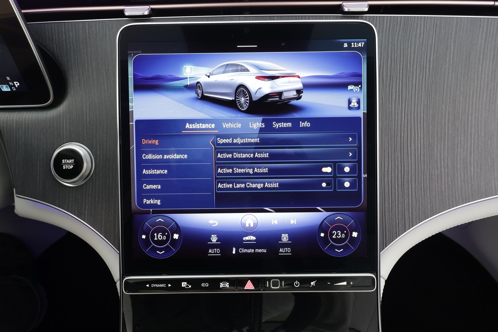 MERCEDES-BENZ EQE 2023 350 AMG-styling * Distronic+ / HUD / Burmester / Panorama / Digital Light / 360° / Muistipenkit / Akuston esilämmitys / Airmatic DC * - Kahdet renkaat aluvanteilla / Merkkihuollettu / Supervarusteet - HULLUT AVAJAISHULINAT KORKOTARJOUS 3,29 %