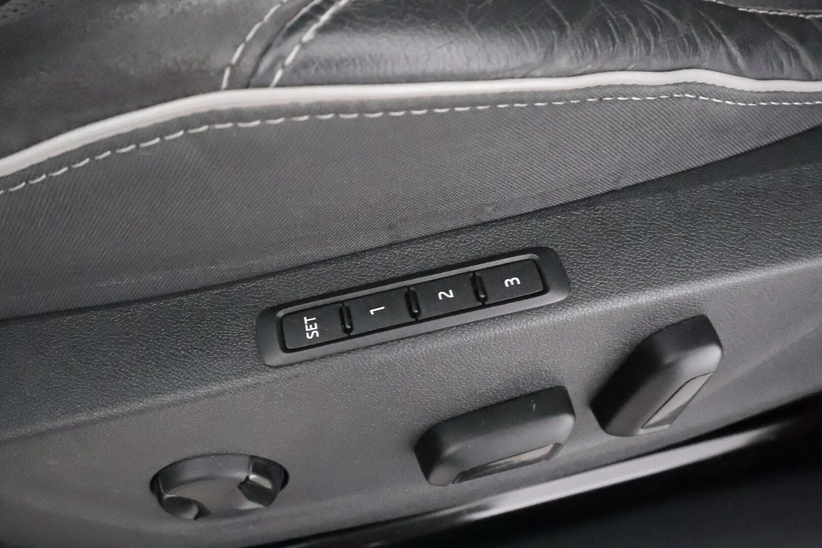 SKODA ENYAQ 2022 80X 4X4 Sportline 265hv * ACC / ILP / Matrix-LED / 360-Kamera / Muistipenkki / Apple&Android * - Merkkihuollettu / Kahdet Renkaat - HULLUT AVAJAISHULINAT KORKOTARJOUS 3,29 %