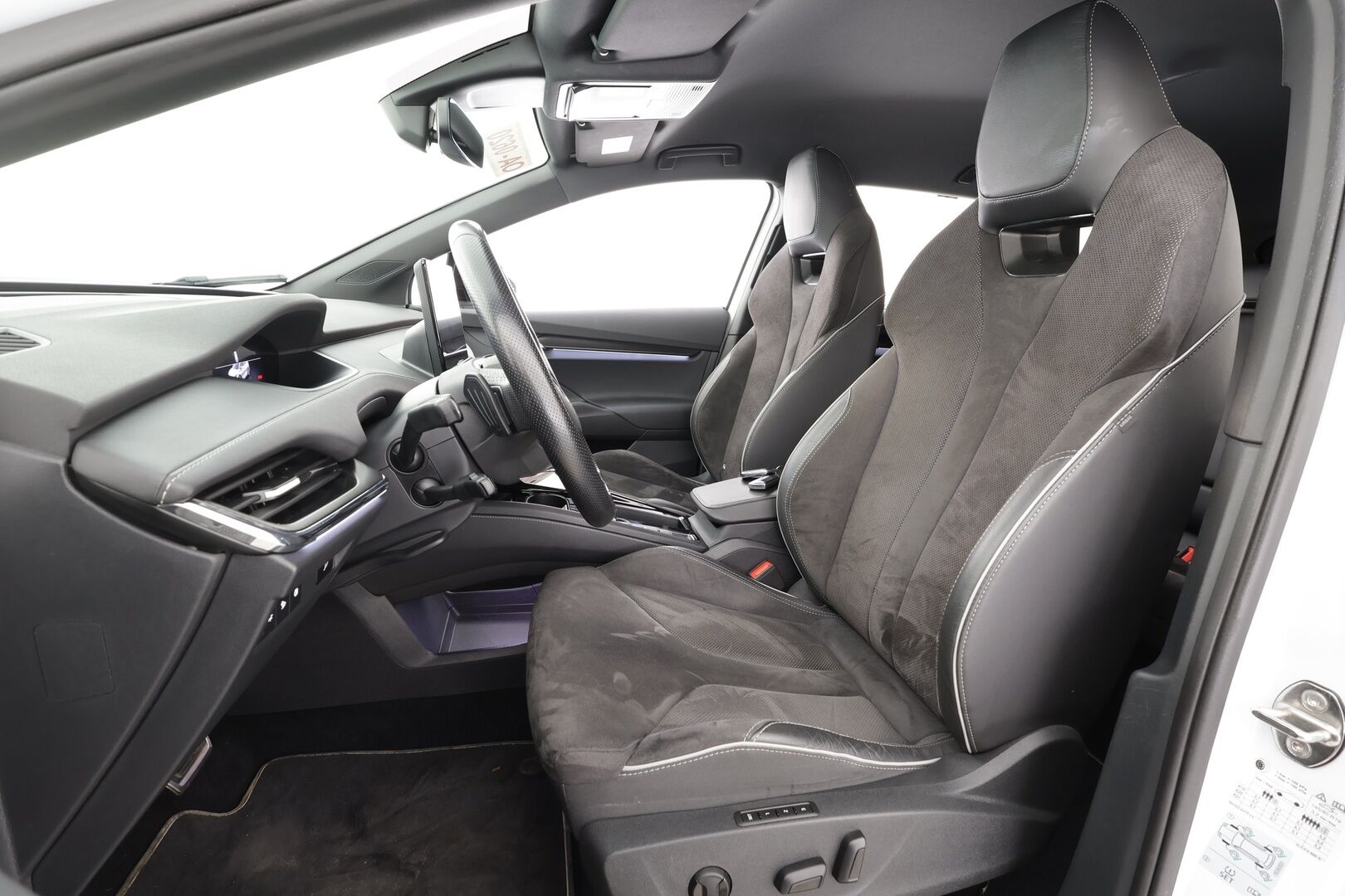 SKODA ENYAQ 2022 80X 4X4 Sportline 265hv * ACC / ILP / Matrix-LED / 360-Kamera / Muistipenkki / Apple&Android * - Merkkihuollettu / Kahdet Renkaat - HULLUT AVAJAISHULINAT KORKOTARJOUS 3,29 %