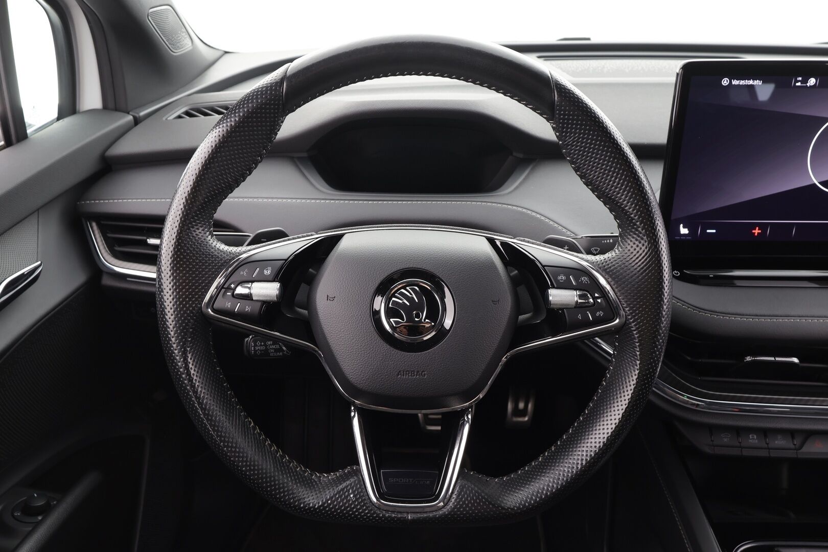 SKODA ENYAQ 2022 80X 4X4 Sportline 265hv * ACC / ILP / Matrix-LED / 360-Kamera / Muistipenkki / Apple&Android * - Merkkihuollettu / Kahdet Renkaat - HULLUT AVAJAISHULINAT KORKOTARJOUS 3,29 %