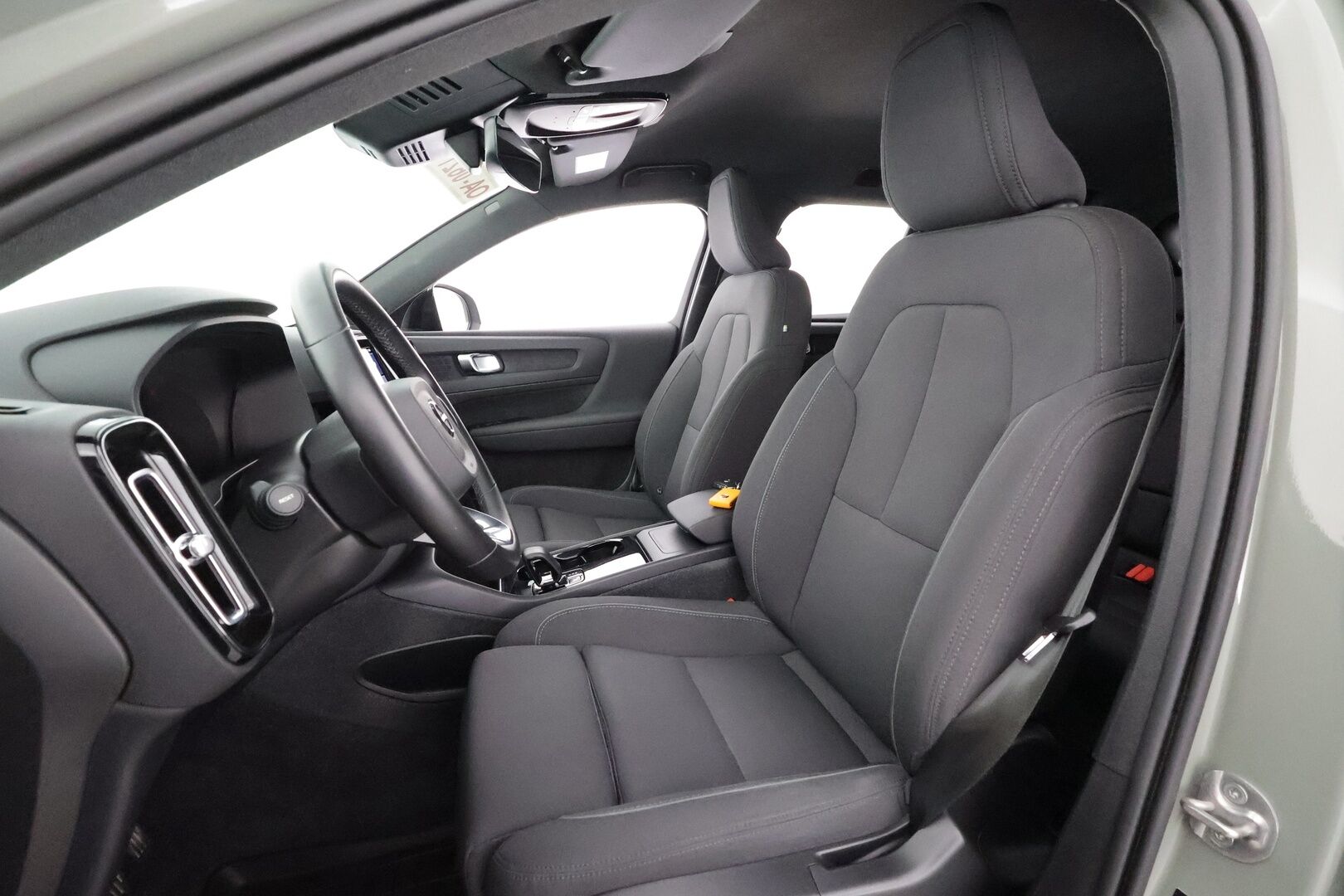 Volvo XC40 2023 Recharge Twin Plus * ACC / ILP / Muistipenkki / Koukku / BLIS / P.kamera / Keyless / Navi / LED / Ratinlämmitin * - Merkkihuollettu - HULLUT AVAJAISHULINAT KORKOTARJOUS 3,29 %