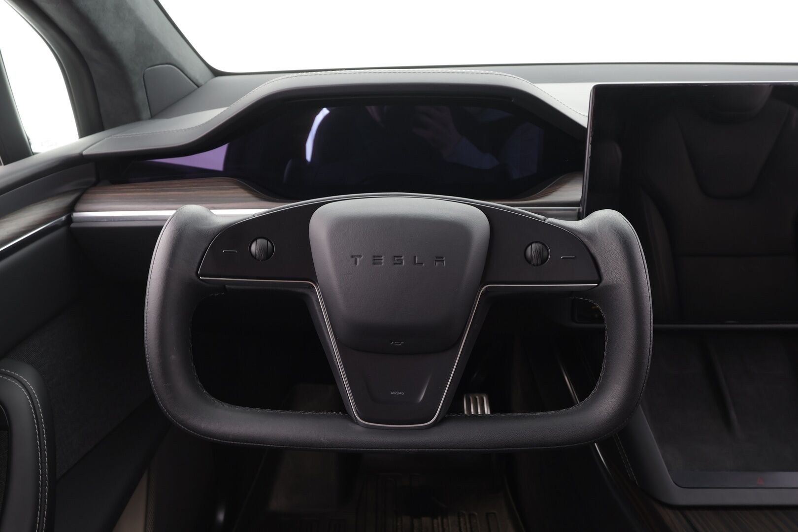 TESLA MODEL X 2023 Long Range AWD - | Koukku | ILP | Premium Audio | Ilmastoidut nahat | Ilma-alusta | Facelift | Viihdenäyttö | P.kamera | Kahdet renkaat aluvanteilla | ALV |
