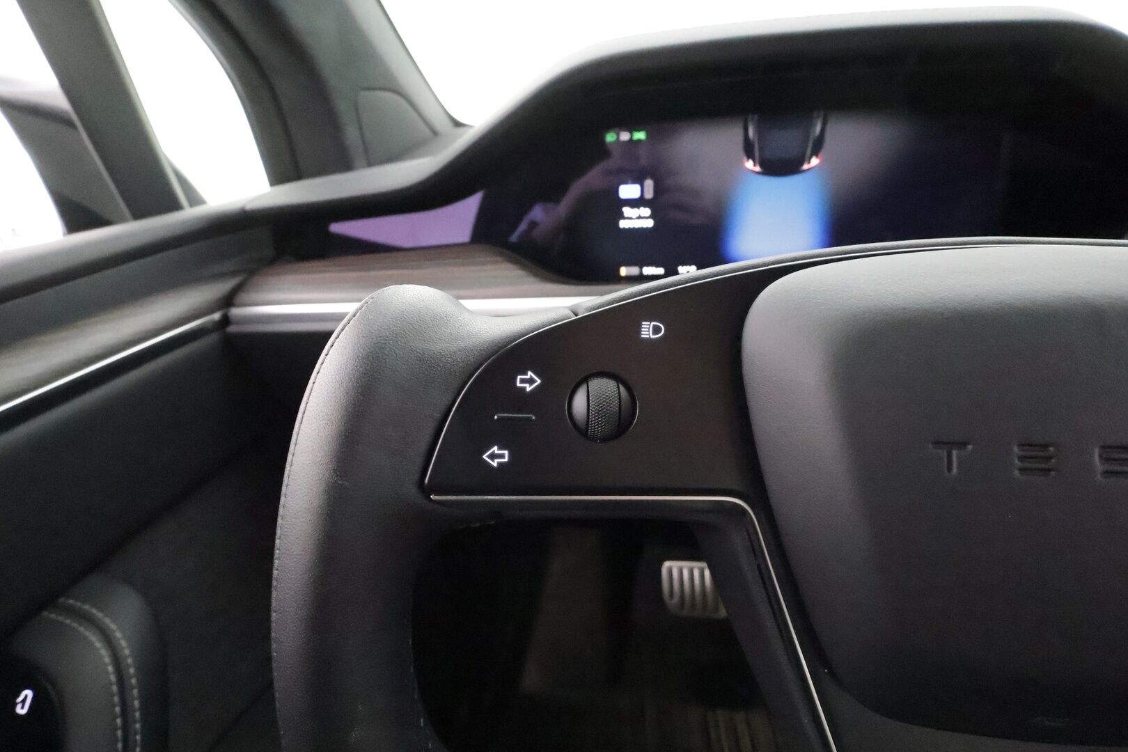 TESLA MODEL X 2023 Long Range AWD - | Koukku | ILP | Premium Audio | Ilmastoidut nahat | Ilma-alusta | Facelift | Viihdenäyttö | P.kamera | Kahdet renkaat aluvanteilla | ALV |