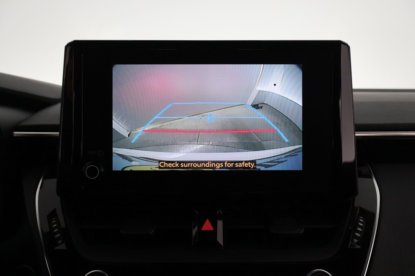 TOYOTA COROLLA 2023 Touring Sports 1,8 Hybrid Life * ACC / Kaistavahti / P.kamera / Navi / LED / Digimittaristo / Facelift * - Kahdet renkaat aluvanteilla - HULLUT AVAJAISHULINAT KORKOTARJOUS 3,29 %