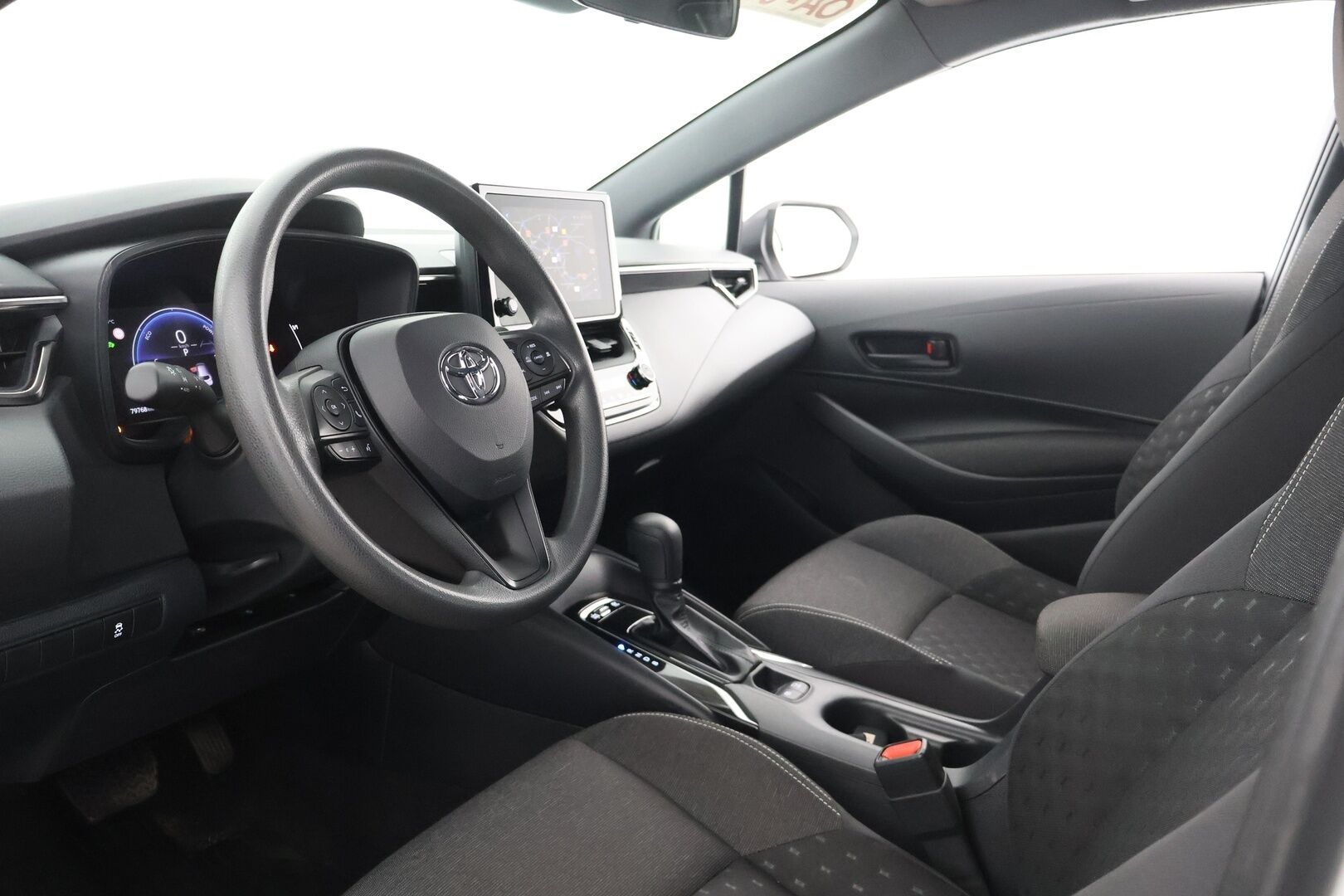 TOYOTA COROLLA 2023 Touring Sports 1,8 Hybrid Life * ACC / Kaistavahti / P.kamera / Navi / LED / Digimittaristo / Facelift * - Kahdet renkaat aluvanteilla - HULLUT AVAJAISHULINAT KORKOTARJOUS 3,29 %