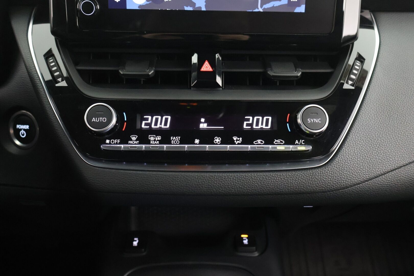 TOYOTA COROLLA 2023 Touring Sports 1,8 Hybrid Life - ACC | Kaistavahti | P.kamera | Navi | LED | Digimittaristo | Facelift | Kahdet renkaat aluvanteilla