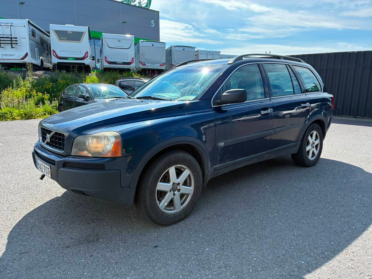 Volvo XC90 2003 D5 Kinetic 7-P Yritysoutlet - Myydään vain yrityksille - 7-Paikkainen | Ilmastointi | Vetokoukku | Puolinahat