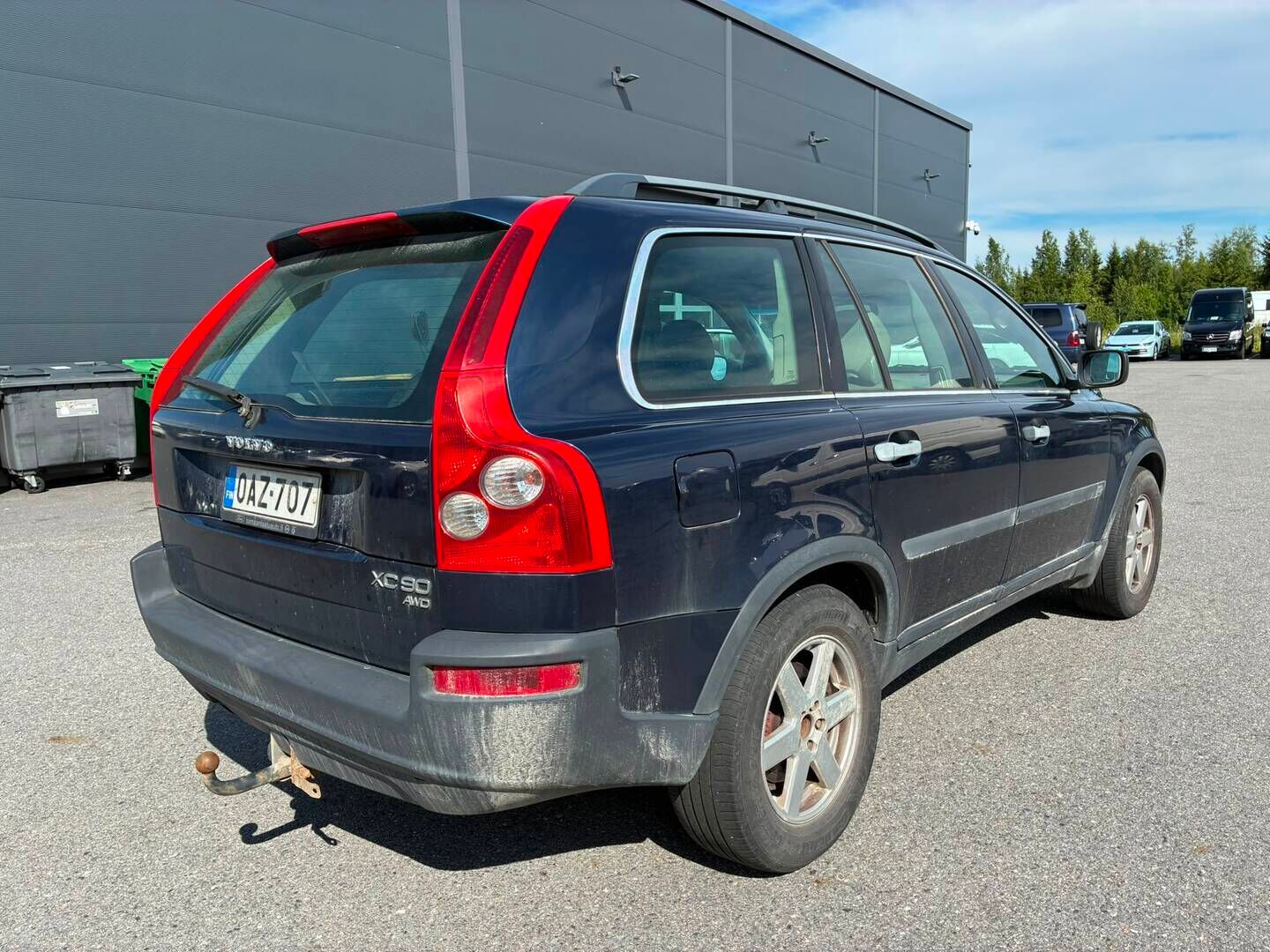 Volvo XC90 2003 D5 Kinetic 7-P Yritysoutlet - Myydään vain yrityksille - 7-Paikkainen | Ilmastointi | Vetokoukku | Puolinahat