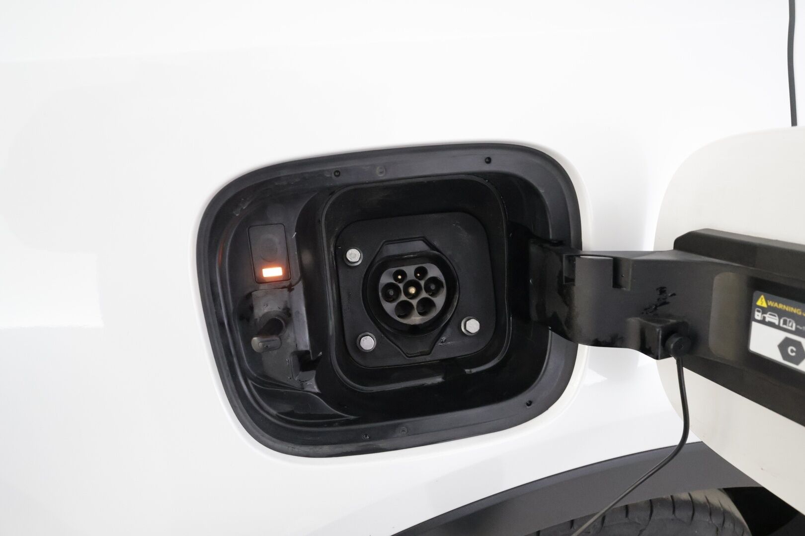 KIA SORENTO 2023 1,6 T-GDI Plug-in Hybrid AWD Business Premium AT 7-P - | ACC | Koukku | Bose | P.Kamera | Keyless | Nahat | LED | Navi |
