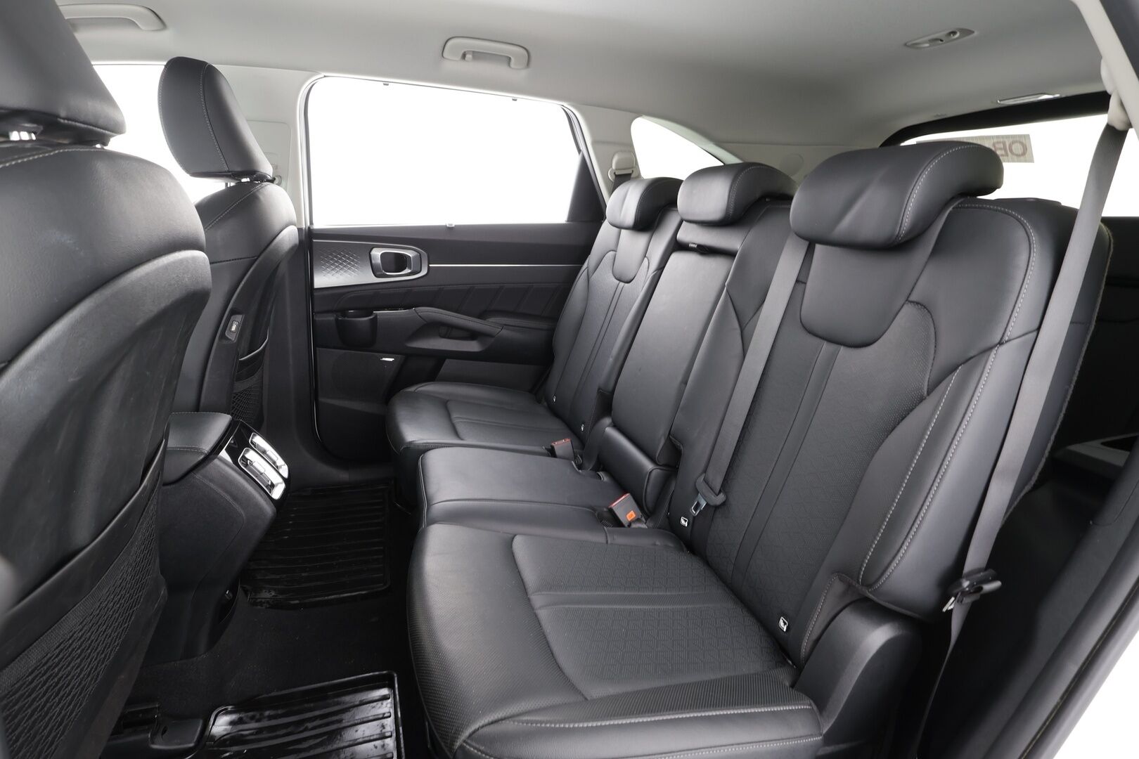 KIA SORENTO 2023 1,6 T-GDI Plug-in Hybrid AWD Business Premium AT 7-P - | ACC | Koukku | Bose | P.Kamera | Keyless | Nahat | LED | Navi |