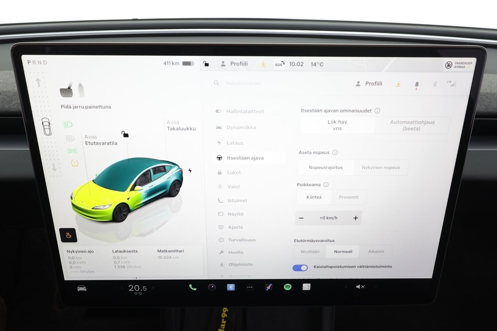 TESLA MODEL 3 2024 Long Range AWD * ILP / Lasikatto / ACC / Matrix / P.Kamera / Ilmastoitu Muistipenkki / Premium Audio / Keyless * - Kahdet renkaat aluvanteilla / 2x Latauskaapelit - HULLUT AVAJAISHULINAT KORKOTARJOUS 3,29 %