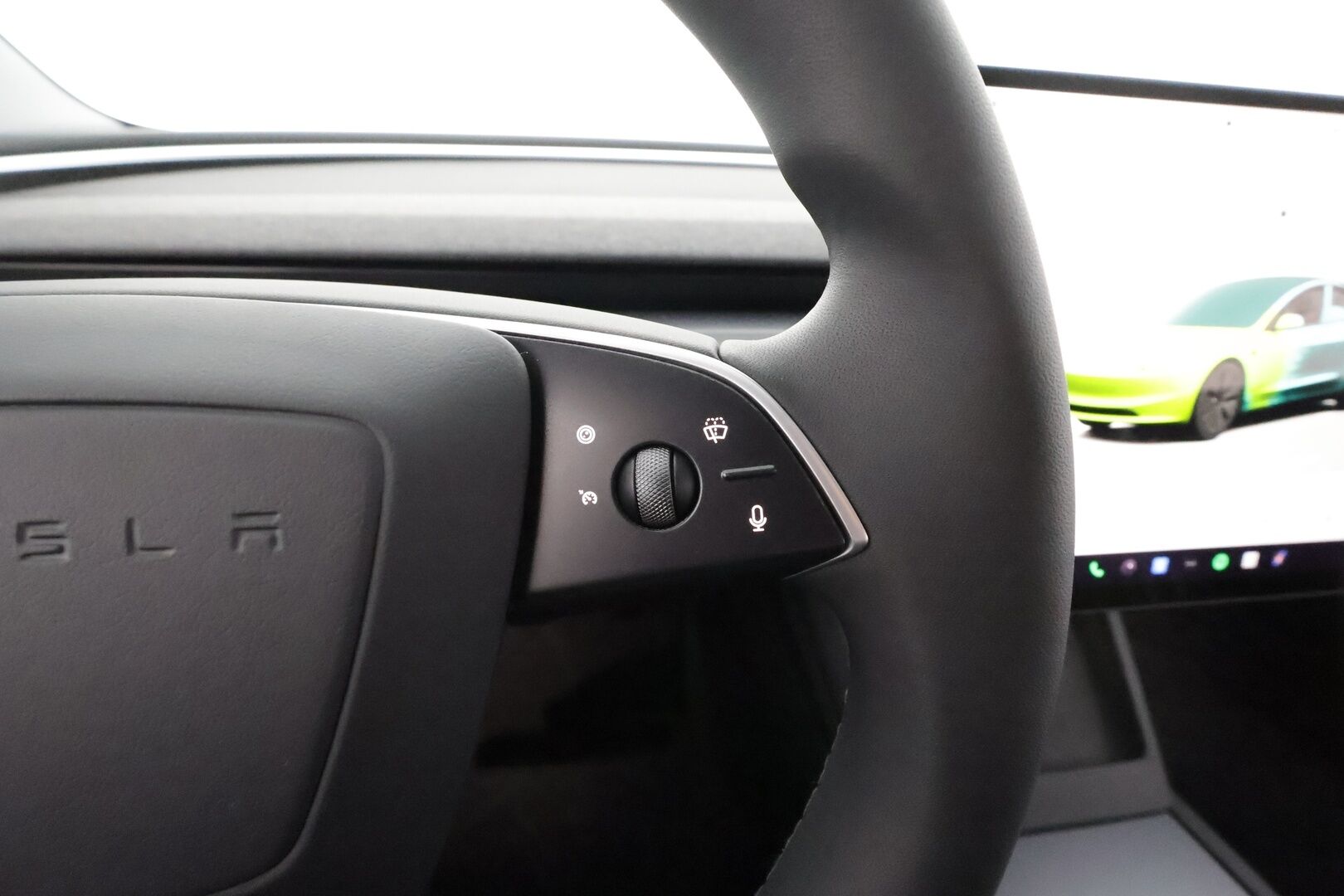 TESLA MODEL 3 2024 Long Range AWD * ILP / Lasikatto / ACC / Matrix / P.Kamera / Ilmastoitu Muistipenkki / Premium Audio / Keyless * - Kahdet renkaat aluvanteilla / 2x Latauskaapelit - HULLUT AVAJAISHULINAT KORKOTARJOUS 3,29 %