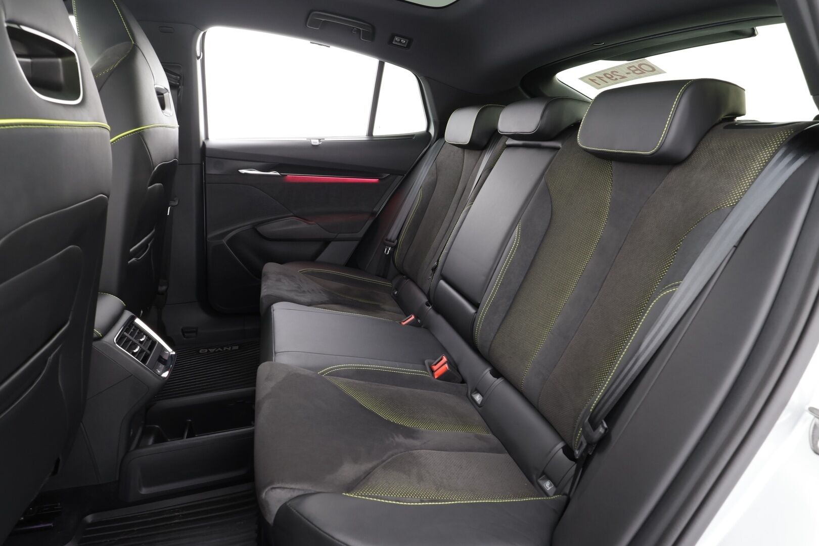 SKODA ENYAQ 2024 Coupe 85x 4x4 RS - | ACC | ILP / Koukku | Lasikatto | HUD | Canton | Matrix-LED | Muistipenkki | P-kamera | Sporttipenkit |