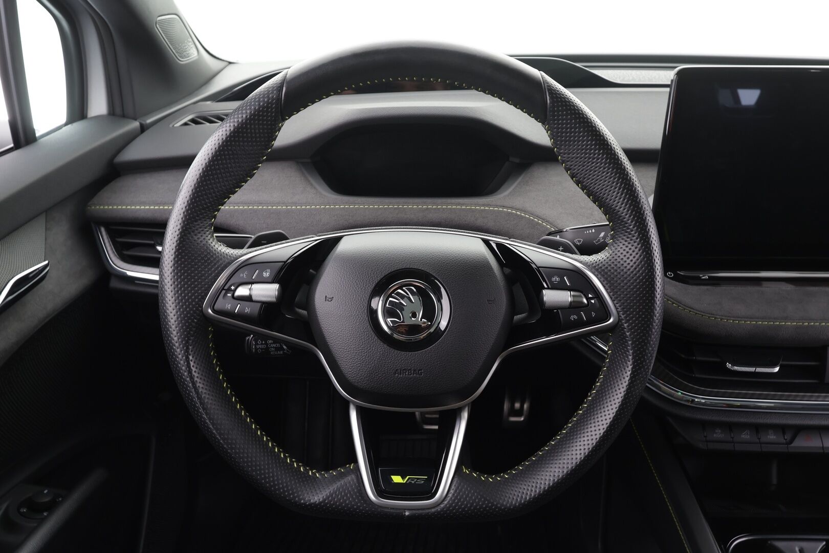 SKODA ENYAQ 2024 Coupe 85x 4x4 RS - | ACC | ILP / Koukku | Lasikatto | HUD | Canton | Matrix-LED | Muistipenkki | P-kamera | Sporttipenkit |