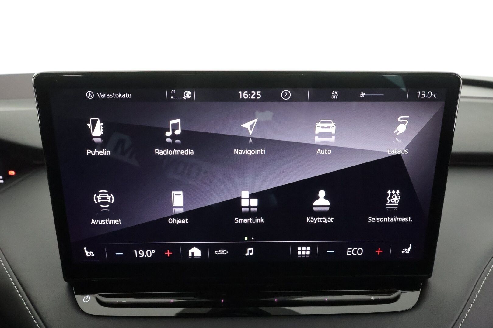 SKODA ENYAQ 2023 80x 4x4 RS iV * Canton / Lasikatto / ACC / ILP / Muistipenkit / Koukku / HUD / Matrix-LED / P.kamera / Keyless * - Kahdet renkaat aluvanteilla / 2x Latauskaapelit / Merkkihuollot - HULLUT AVAJAISHULINAT KORKOTARJOUS 3,29 %