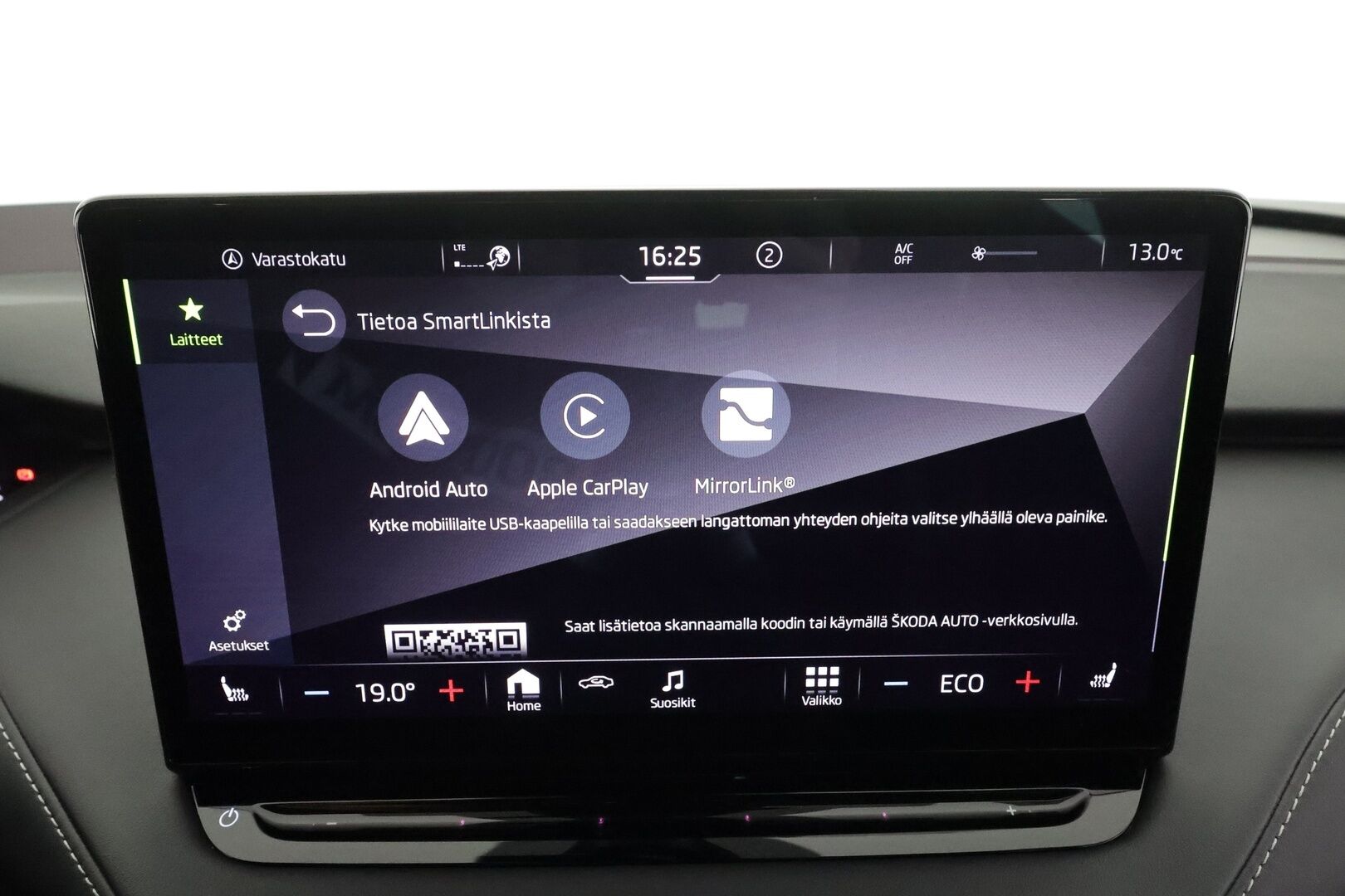 SKODA ENYAQ 2023 80x 4x4 RS iV * Canton / Lasikatto / ACC / ILP / Muistipenkit / Koukku / HUD / Matrix-LED / P.kamera / Keyless * - Kahdet renkaat aluvanteilla / 2x Latauskaapelit / Merkkihuollot - HULLUT AVAJAISHULINAT KORKOTARJOUS 3,29 %