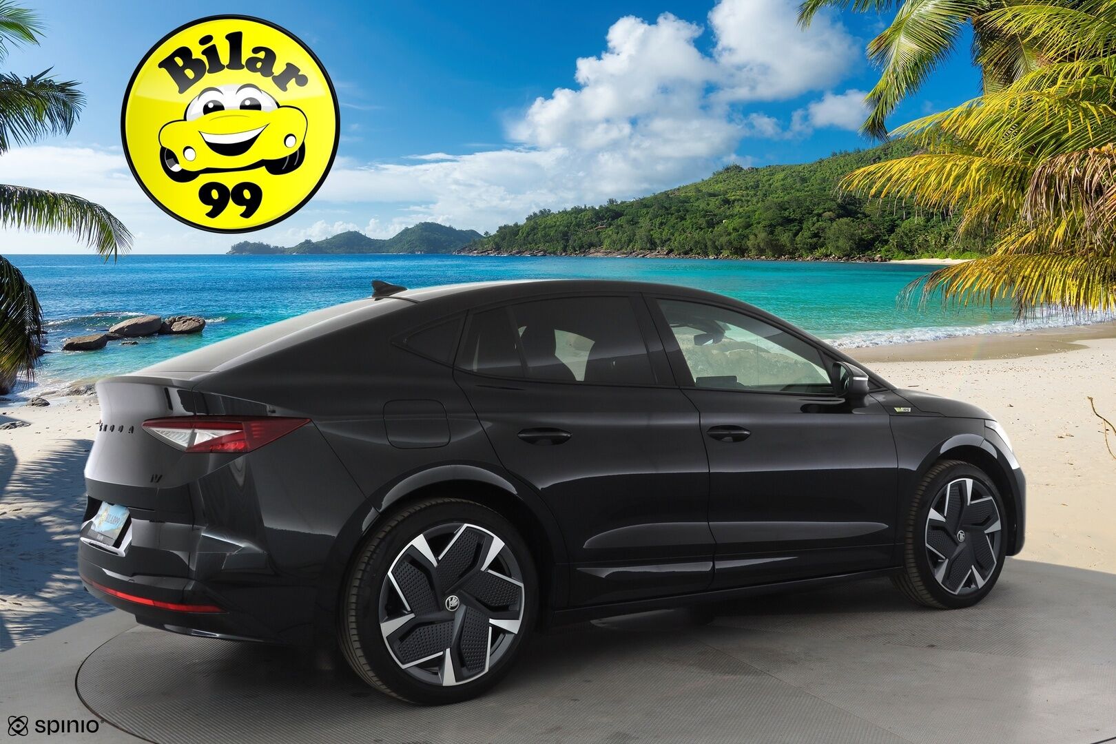 SKODA ENYAQ 2023 80x 4x4 RS iV * Canton / Lasikatto / ACC / ILP / Muistipenkit / Koukku / HUD / Matrix-LED / P.kamera / Keyless * - Kahdet renkaat aluvanteilla / 2x Latauskaapelit / Merkkihuollot - HULLUT AVAJAISHULINAT KORKOTARJOUS 3,29 %