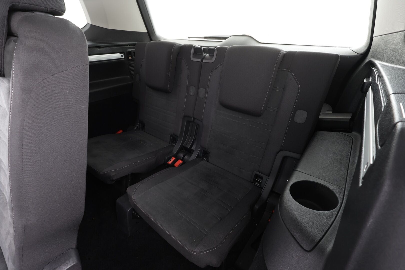 VOLKSWAGEN TOURAN 2022 Comfortline 2,0 TDI SCR 110 kW DSG 7.P - | ACC | Koukku | P.kamera | Hierovat ergoactive istuimet | Navi | LED | Apple&Android |