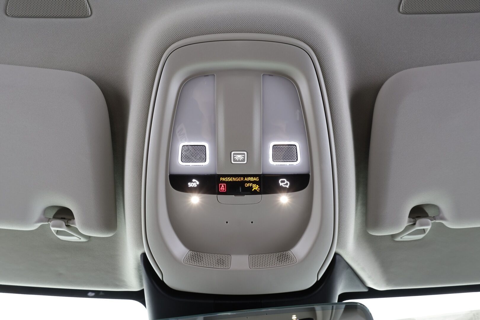 Volvo V60 CROSS COUNTRY 2024 B4 AWD D-MHEV Plus Bright * ACC / Webasto / Koukku / Muistipenkit / BLIS / P.Kamera / Navi / LED / Facelift / Keyless * - Merkkihuollettu / Juuri huollettu - HULLUT AVAJAISHULINAT KORKOTARJOUS 3,29 %