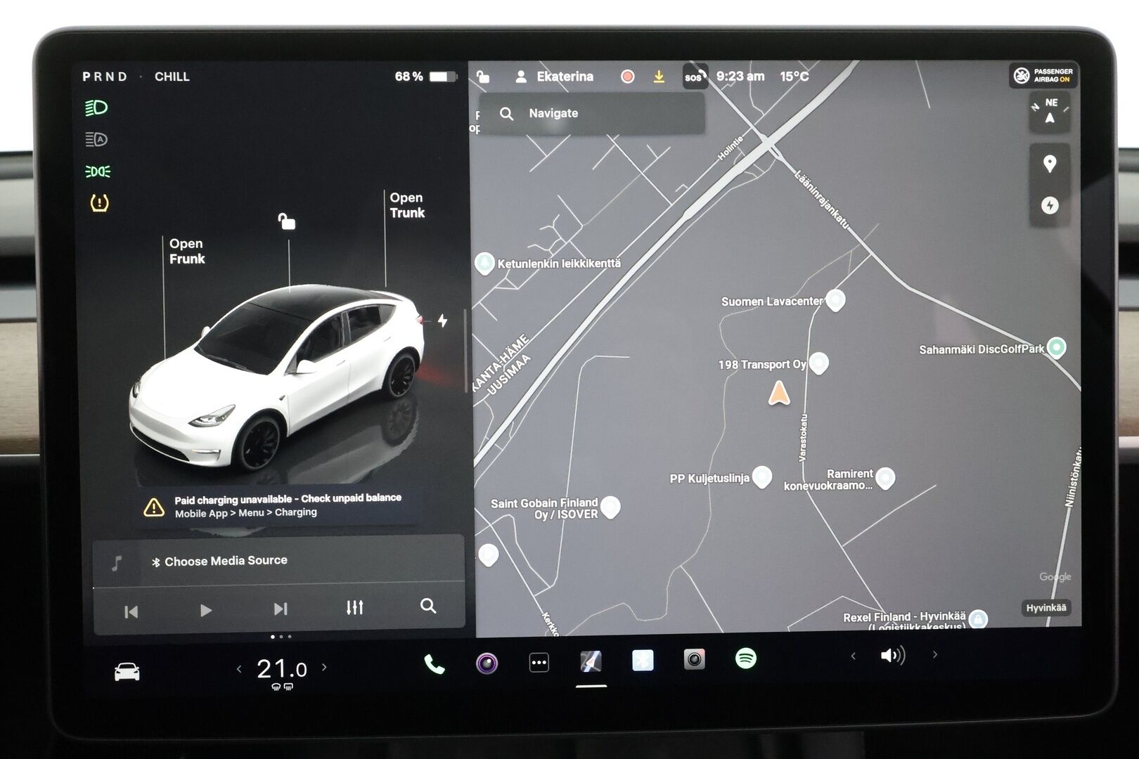 TESLA MODEL Y 2023 Performance * Koukku / ILP / Lasikatto / Premium Audio / P.Kamera / Matrix LED / Nahat * - Kahdet renkaat aluvanteilla - HULLUT AVAJAISHULINAT KORKOTARJOUS 3,29 %