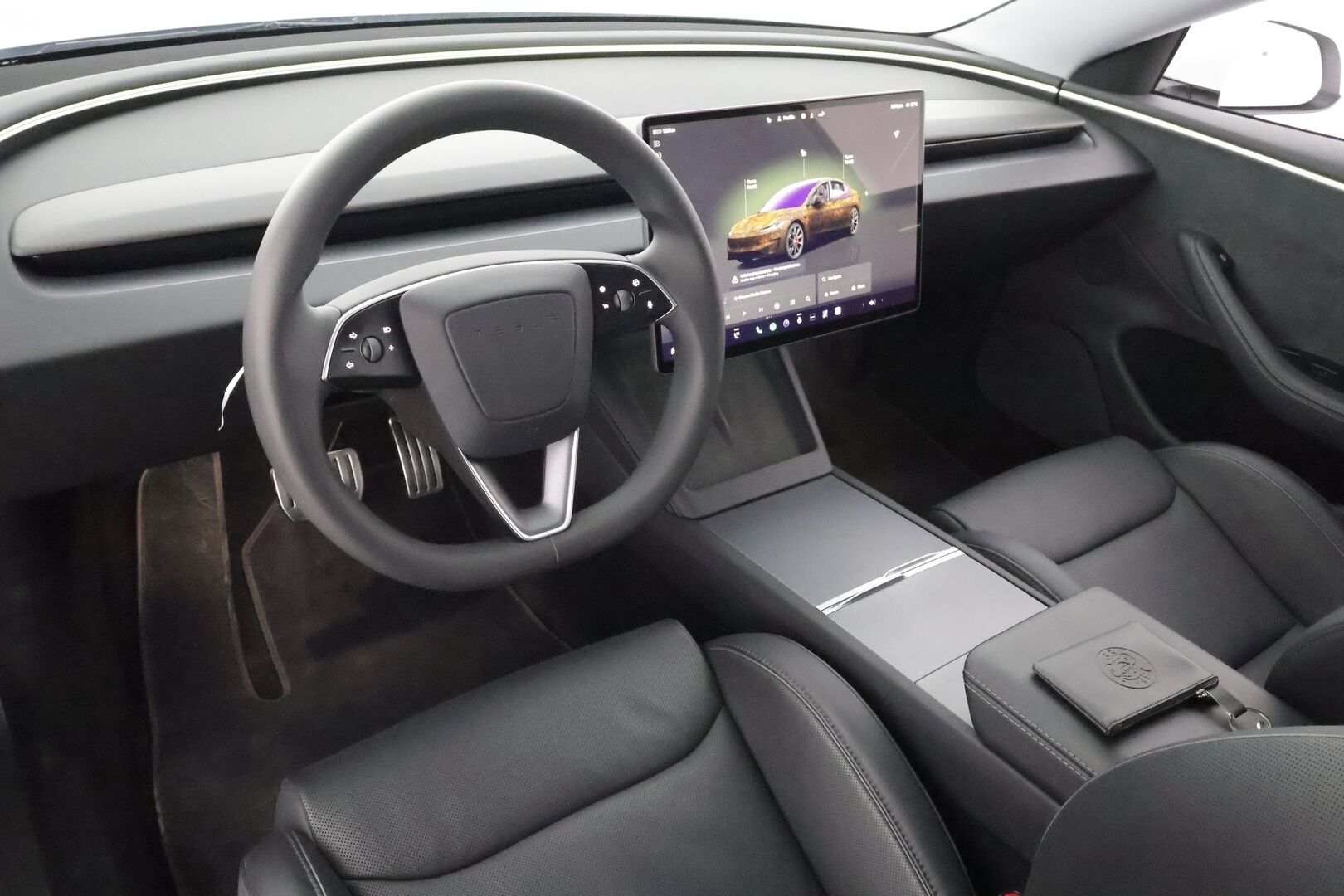 TESLA MODEL 3 2024 78kWh Performance AWD Highland * Lasikatto / Matrix LED / Viihdenäyttö / ILP / Highland-istuimet / P.Kamera * - Akuston esilämmitys / Ilmastoidut nahat / Facelift - HULLUT AVAJAISHULINAT KORKOTARJOUS 3,29 %