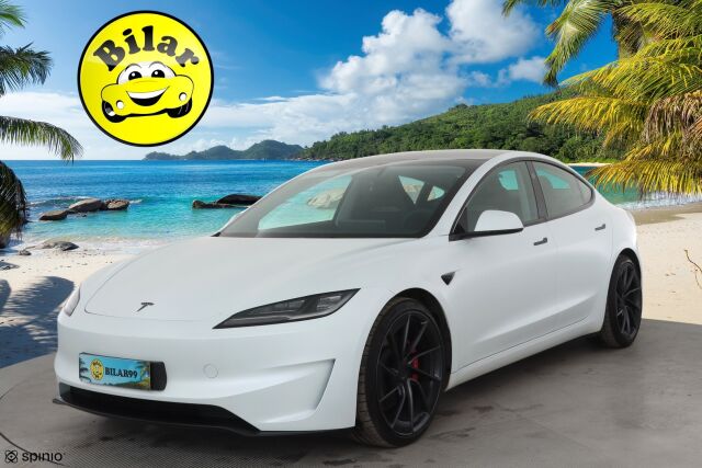 TESLA MODEL 3 2024