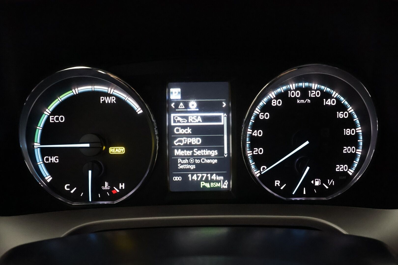 TOYOTA RAV4 2016 2,5 Hybrid AWD Premium - | ACC | Koukku | Kaistavahti | Nahat | Navi | LED | 360° | Keyless | Sähköpenkki |