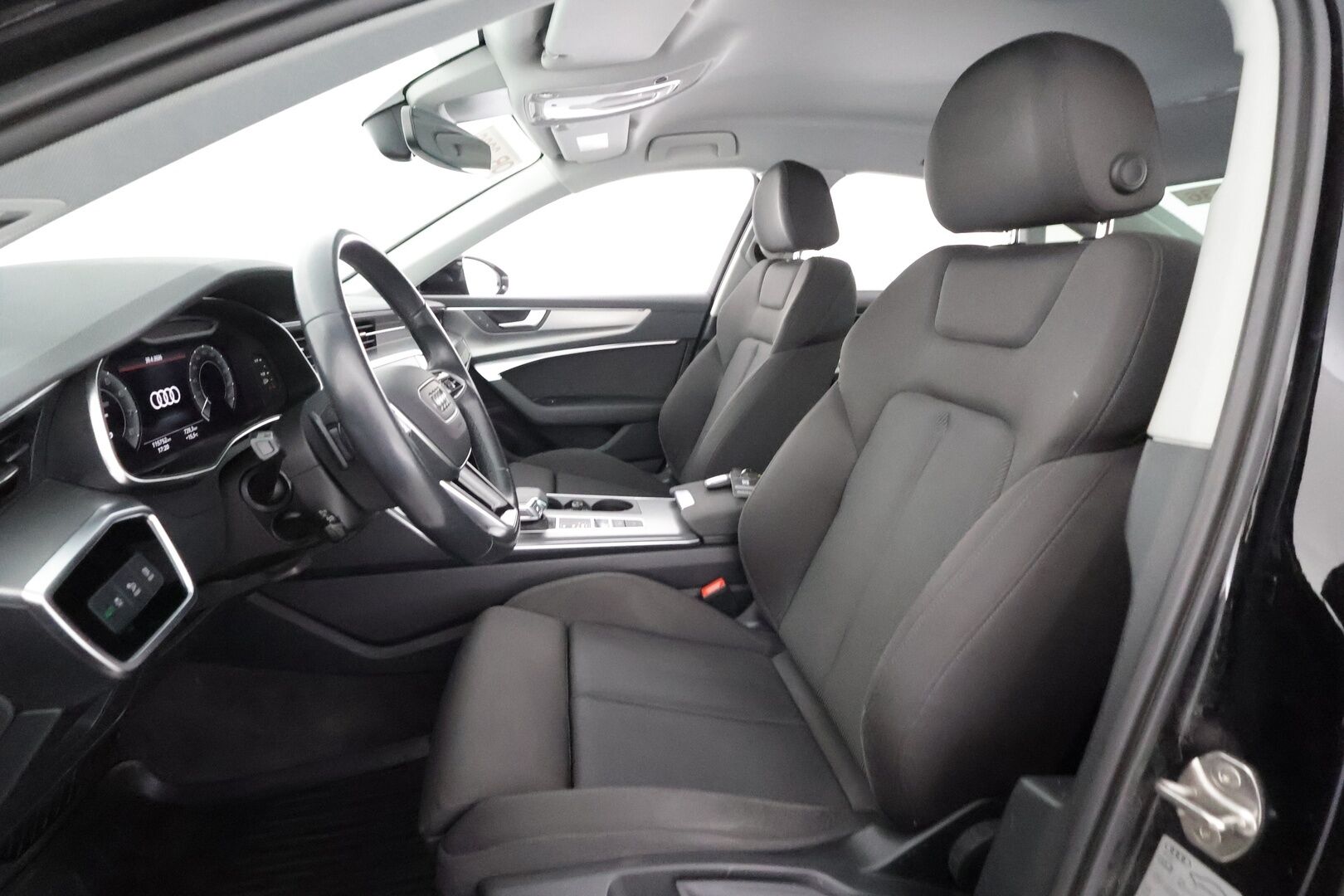 AUDI A6 2023 Sedan Business Sport 50 TFSI e quattro Stronic Electrified Edition - | Sportpenkit | Vetokoukku | ACC | Matrix | P.Tutkat | Navi | ALV  |