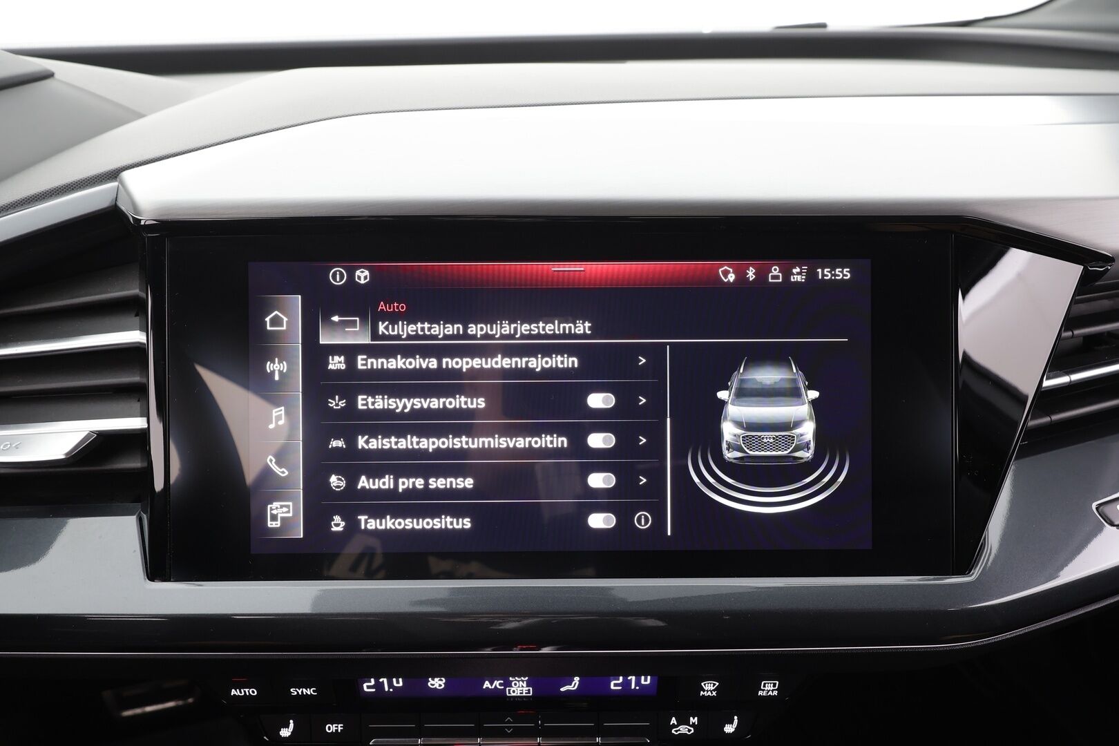 AUDI Q4 E-TRON 2023 40 e-tron S line - ACC | ILP | Koukku | P.Kamera | Sporttipenkit | Apple&Android | SoH 94.5 % | Merkkihuollettu | Kahdet OEM vanteet