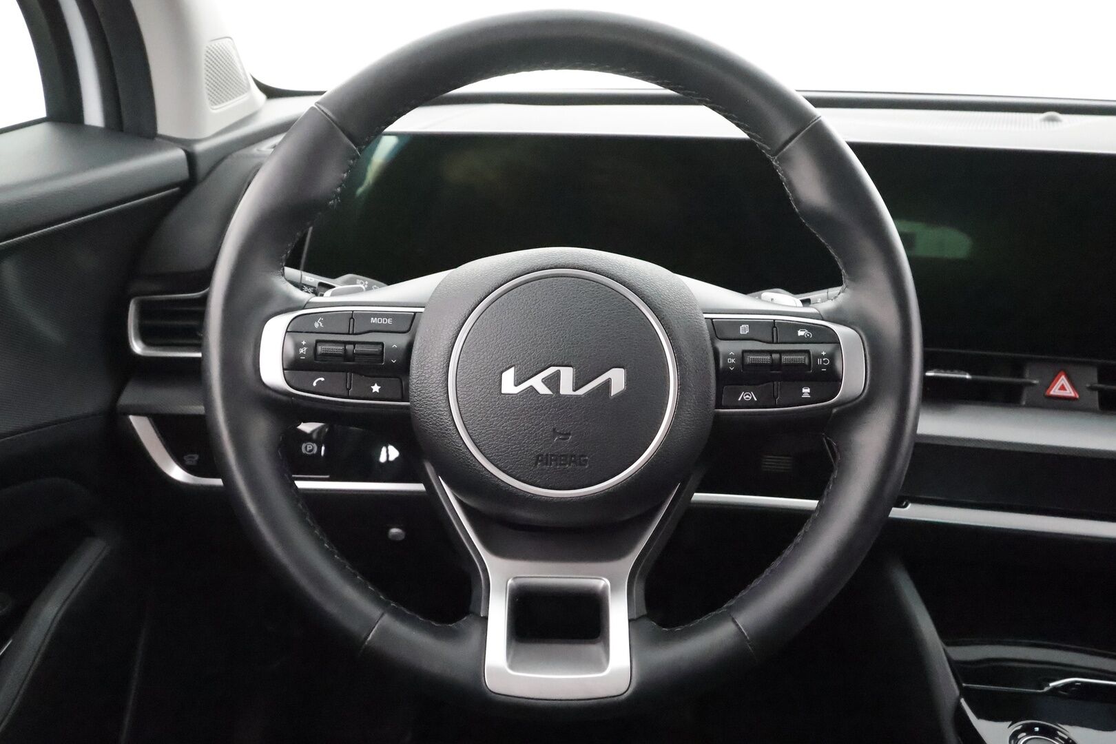 KIA SPORTAGE 2025 1,6 T-GDI AWD Plug-in Hybrid Premium - | ACC | Webasto | Koukku | H&K | 360° | Sähköpenkit | LED | Navi | Keyless | Kahdet renkaat aluvanteilla | Merkkihuollettu |